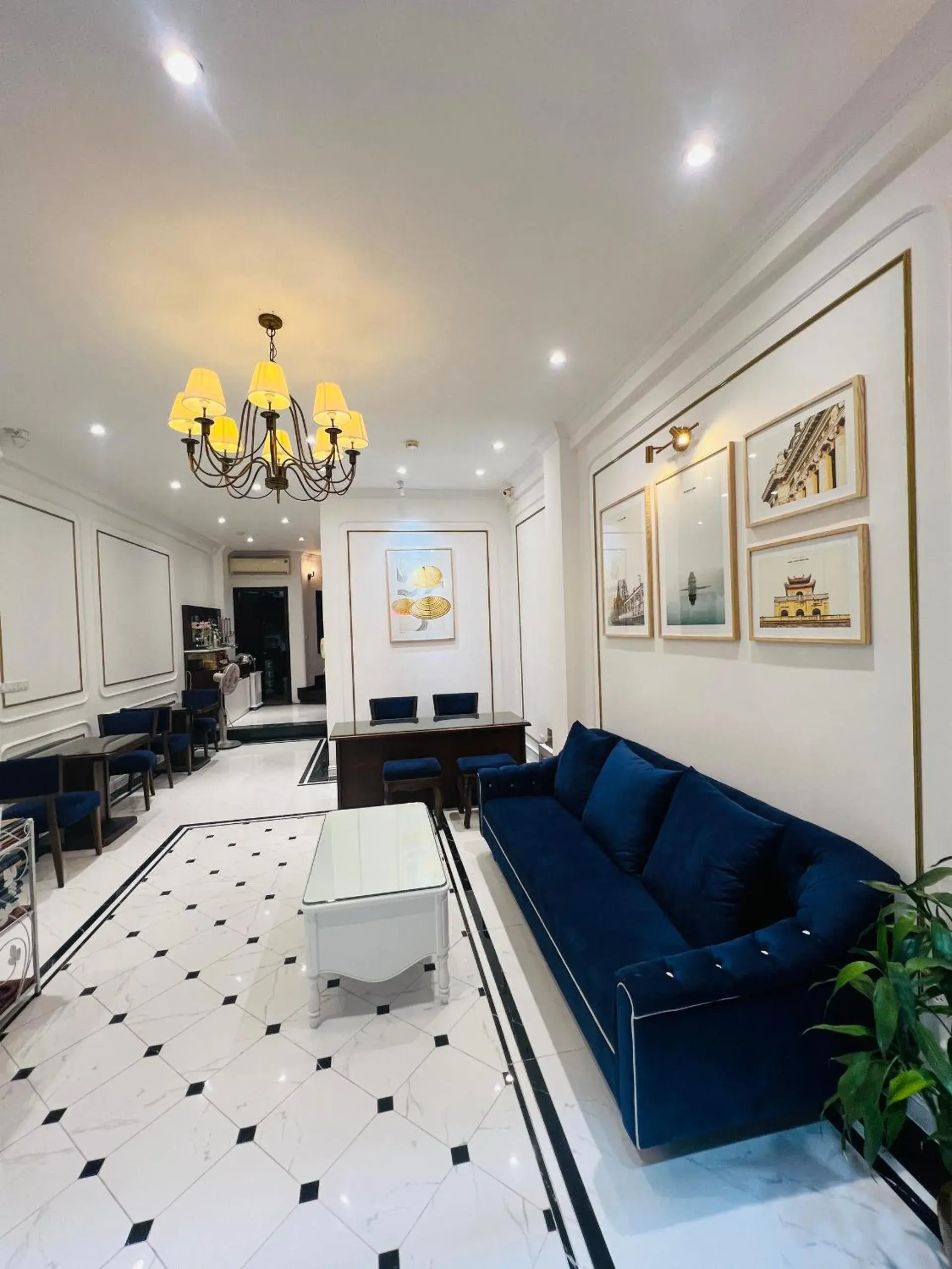 Lobby or reception in Hanoi Golden Moon Hotel & Travel Lobby or reception in Hanoi Golden Moon Hotel & Travel