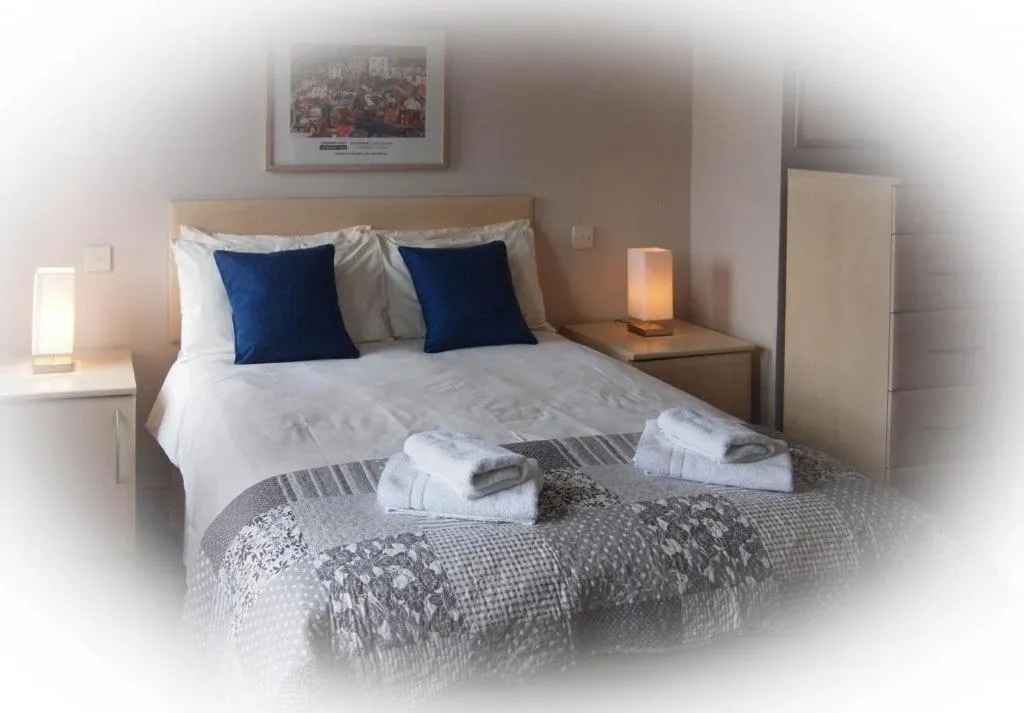 Bed in The Jenny Lind