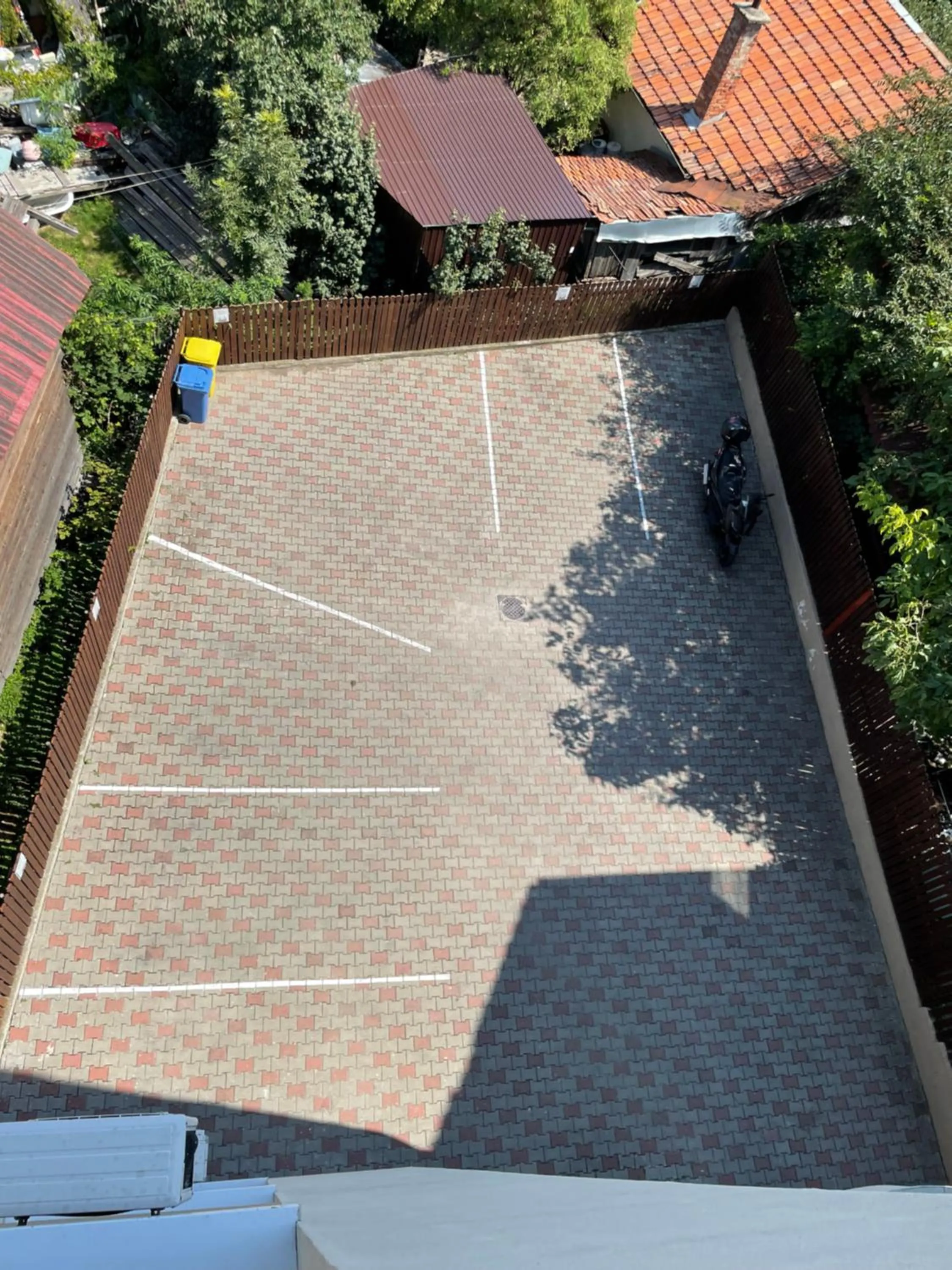 Parking in Hotel PASO