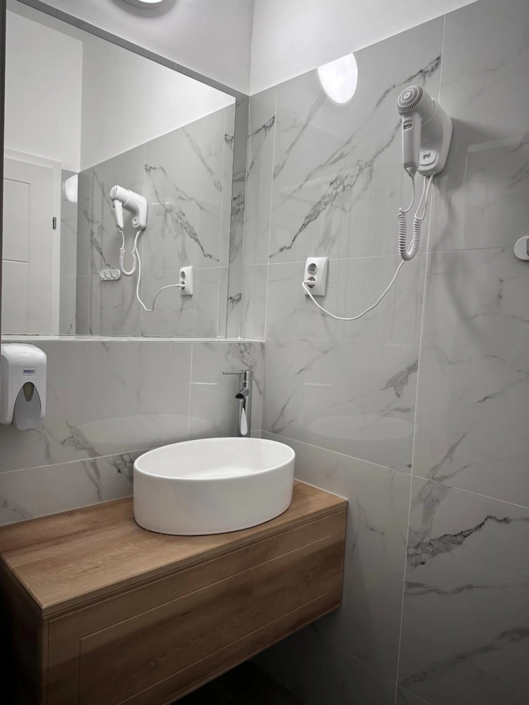 Bathroom in Hotel PASO