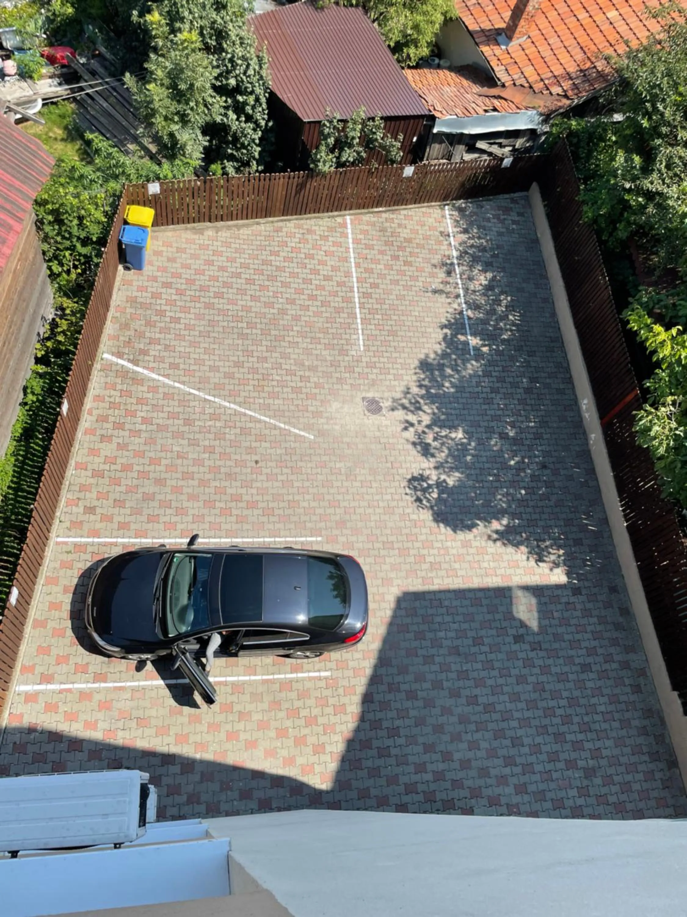 Parking in Hotel PASO
