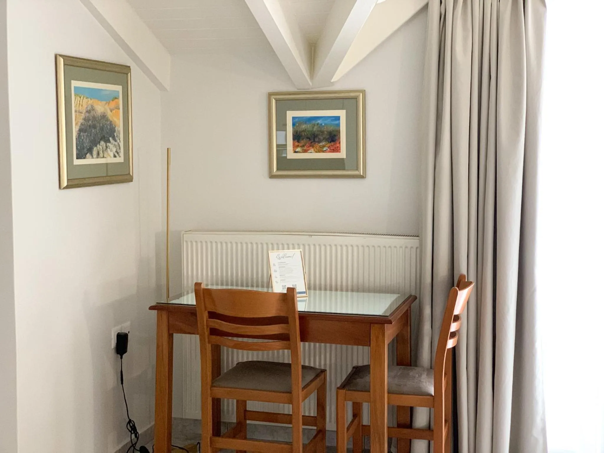 Dining area in Rouchotas Apartments