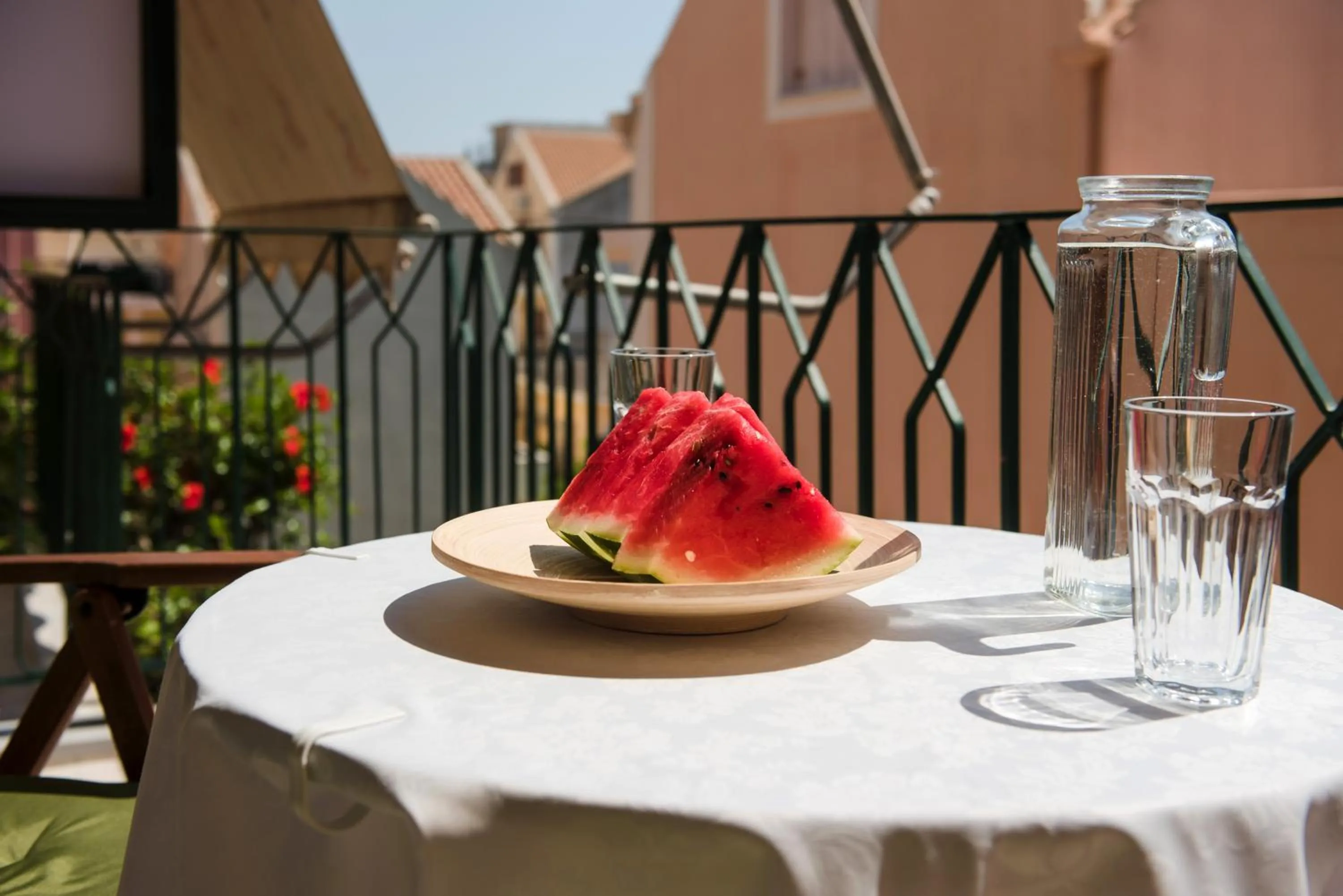 Breakfast in Rouchotas Apartments