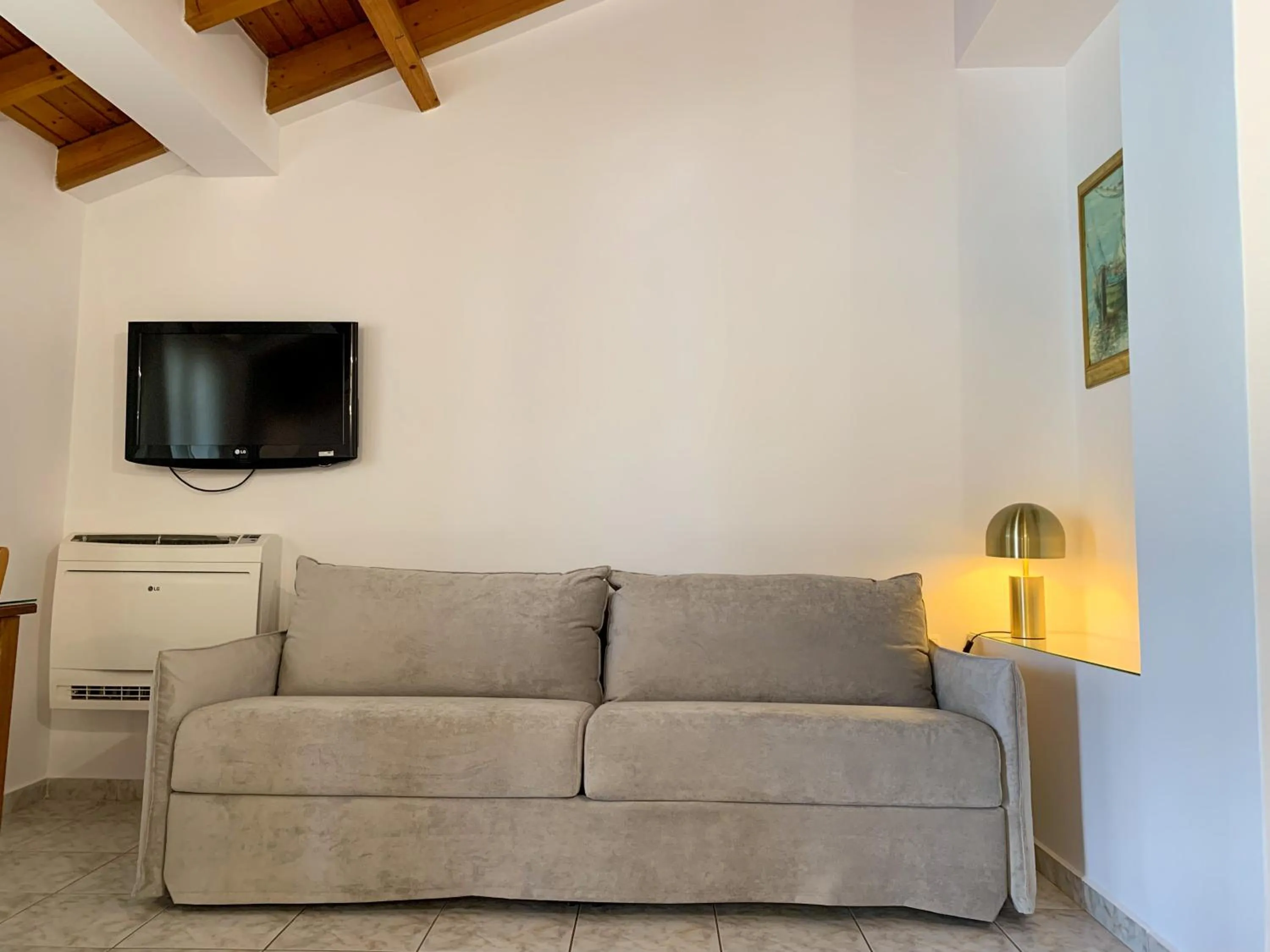 Bed in Rouchotas Apartments