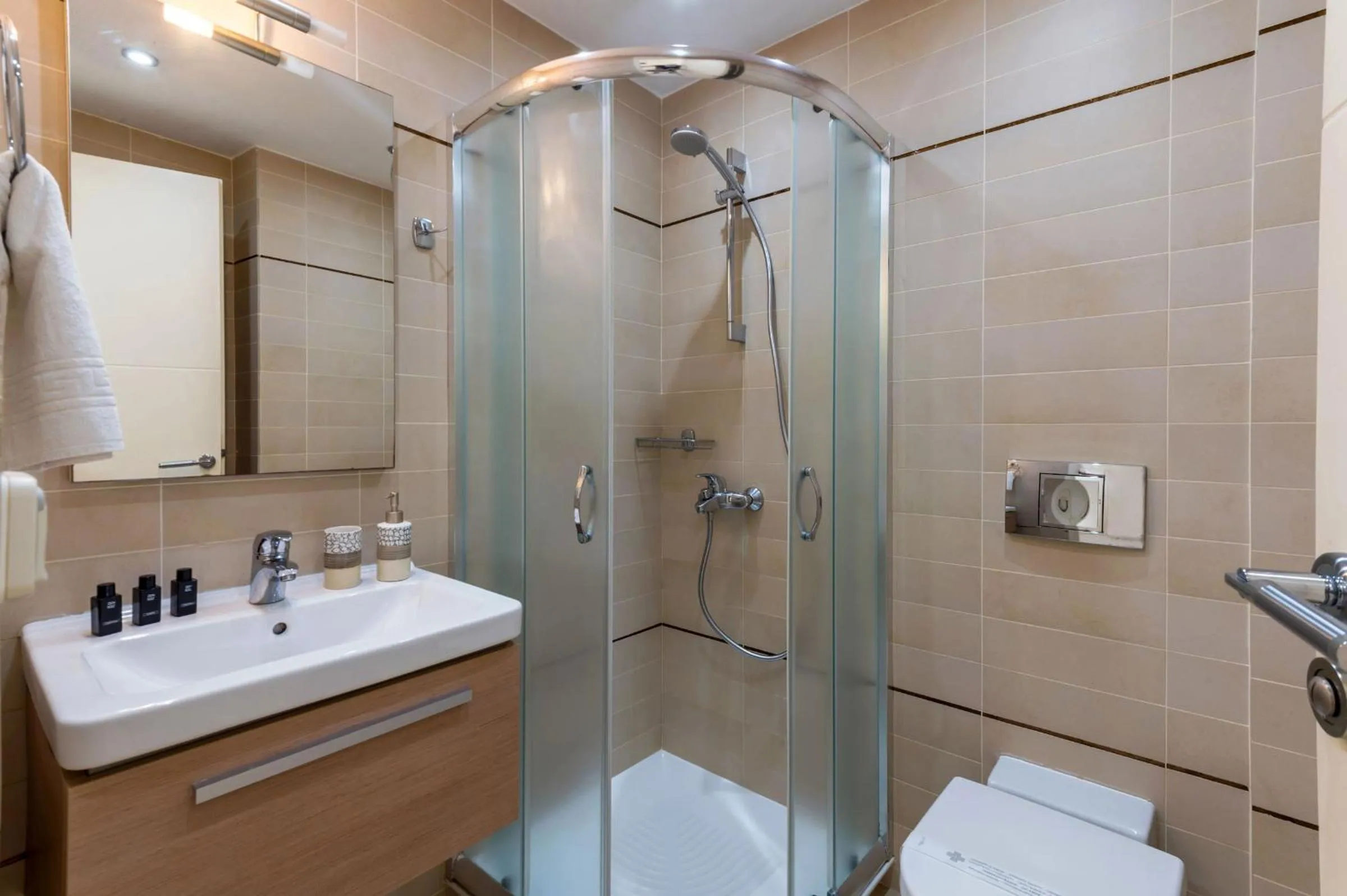 Bathroom in Rouchotas Apartments