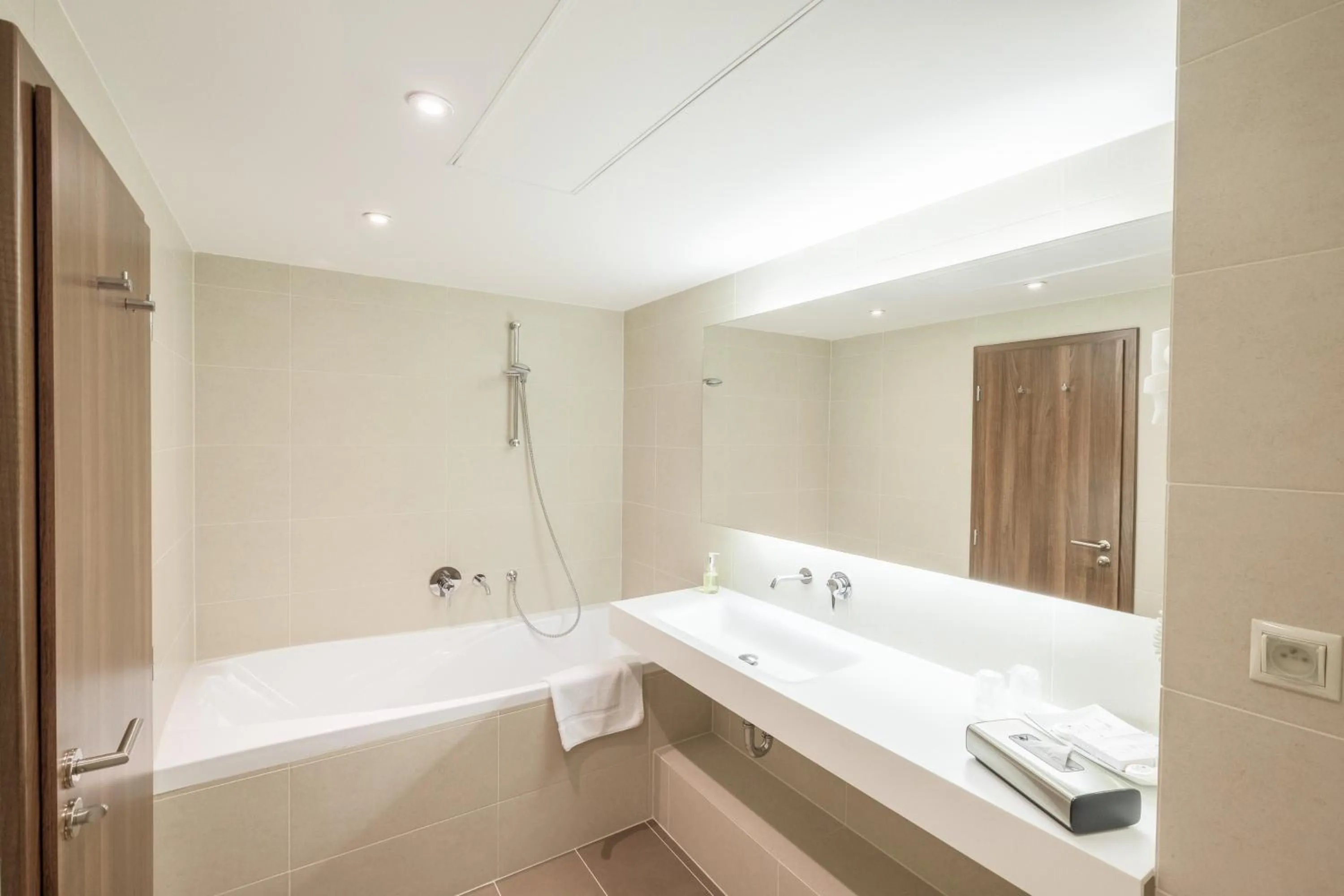 Bathroom in Business Hotel Astrum Laus