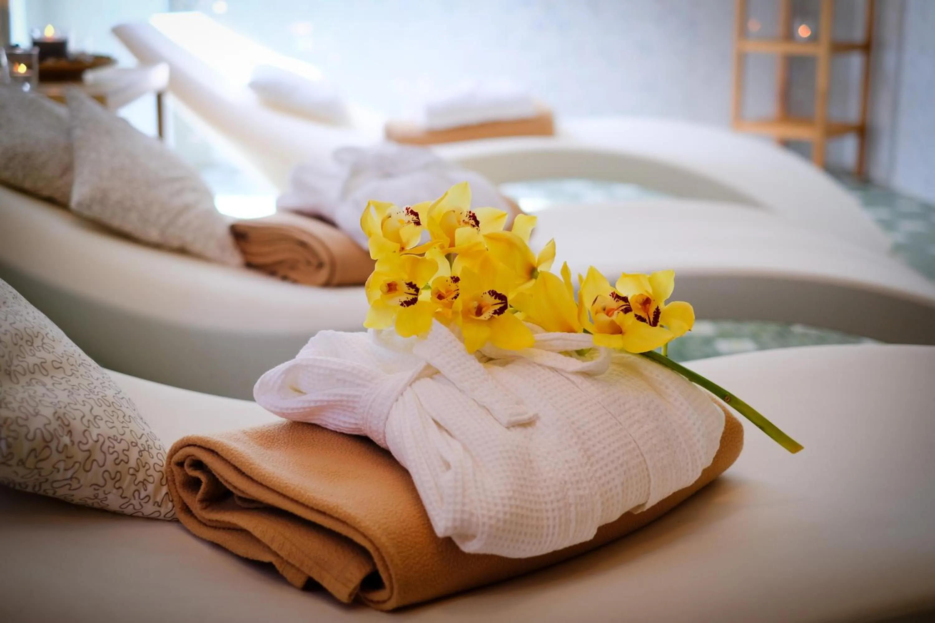 Hot Tub in Business Hotel Astrum Laus