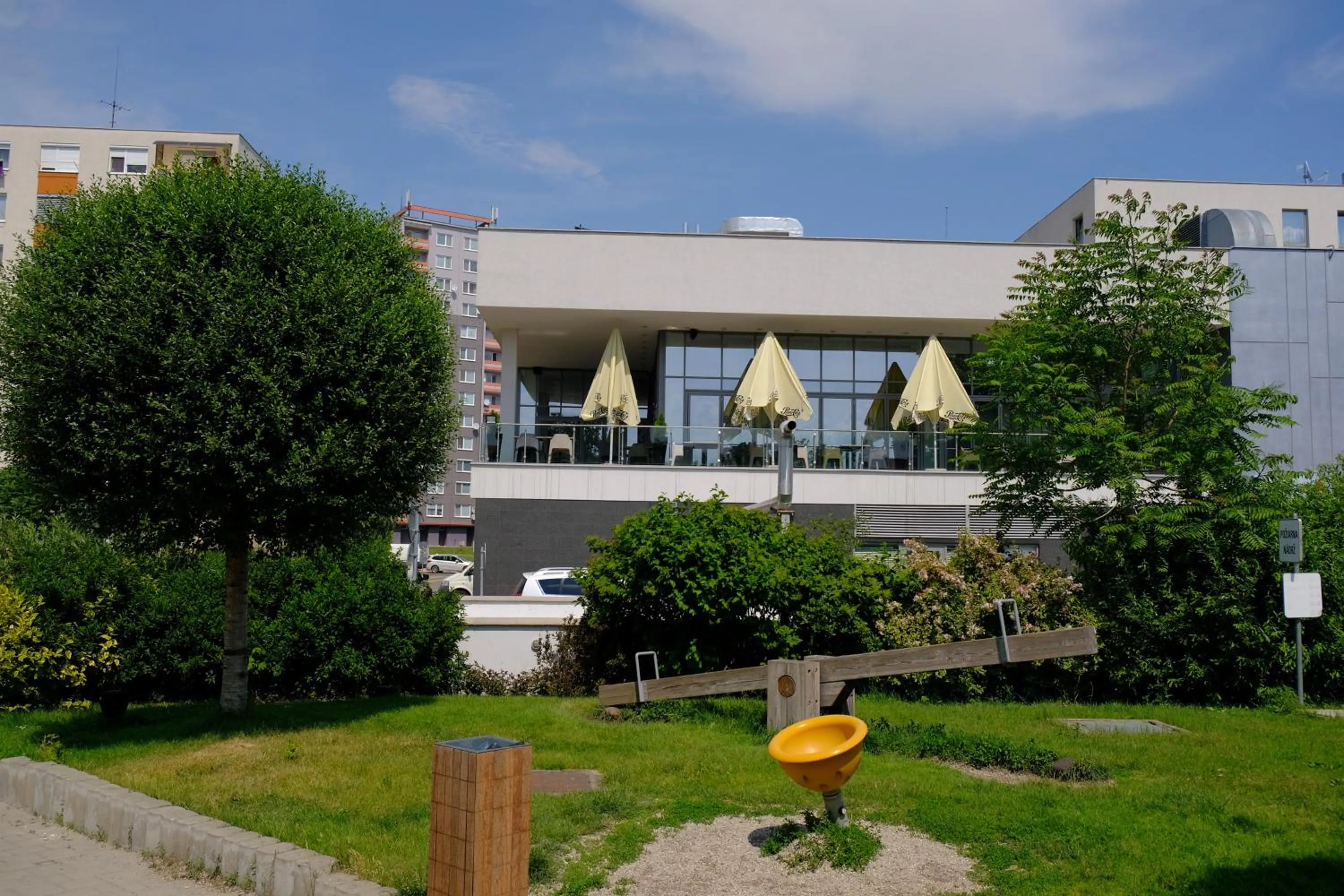 Facade/entrance in Business Hotel Astrum Laus