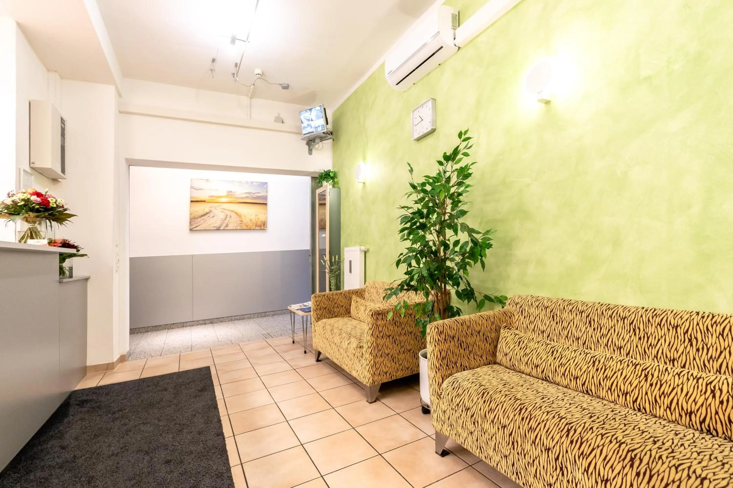 Lobby or reception in Hotel Fresh INN