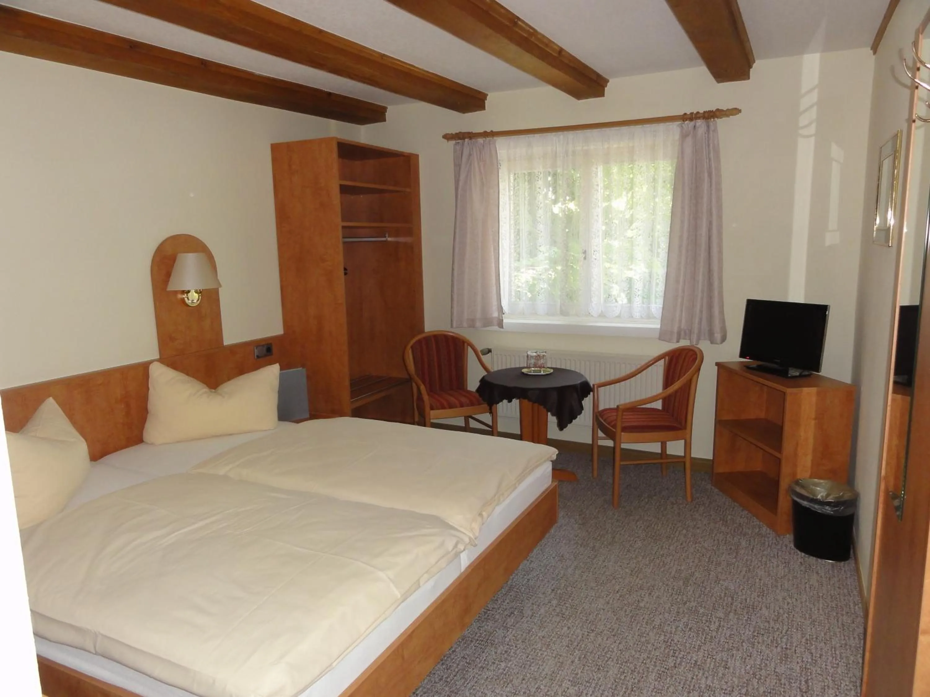 Day, Bed in Hotel Garni zu Melchendorf