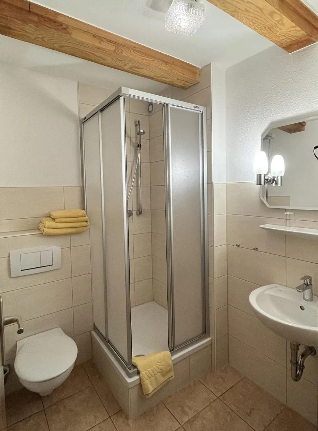 Bathroom in Hotel Garni zu Melchendorf