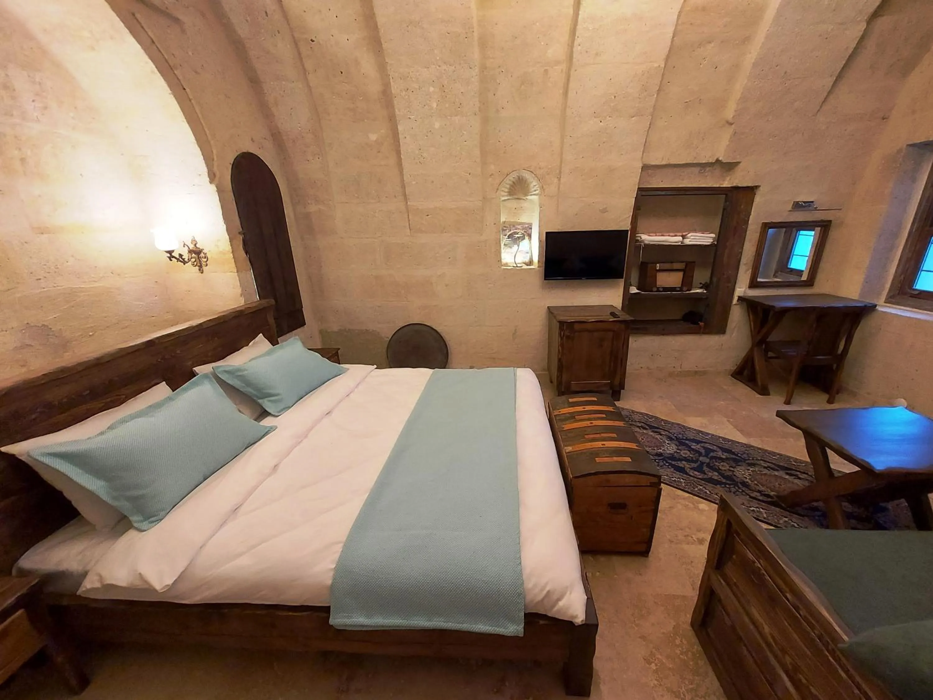 Bedroom, Bed in ARMEsos Cave Hotel
