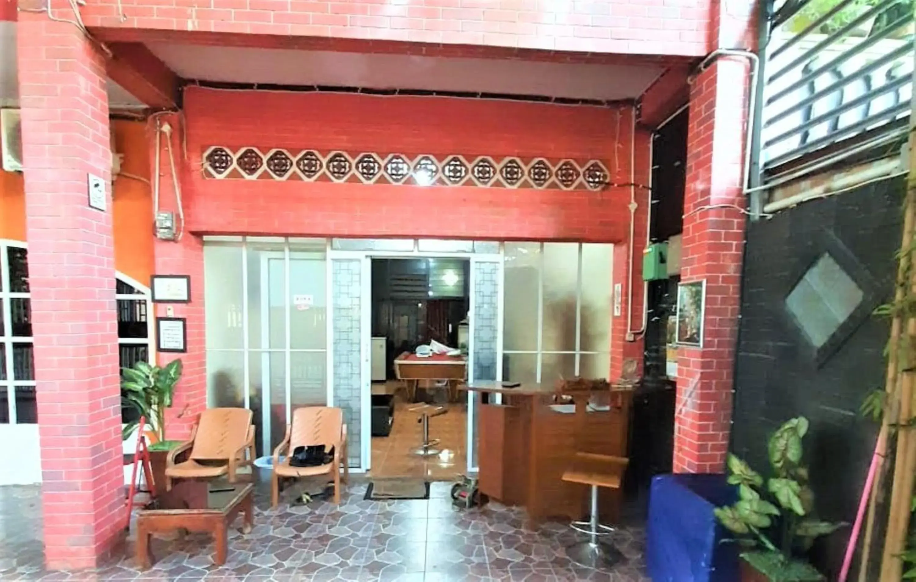 Property building in Katawa Guest House Syariah Property building in Katawa Guest House Syariah