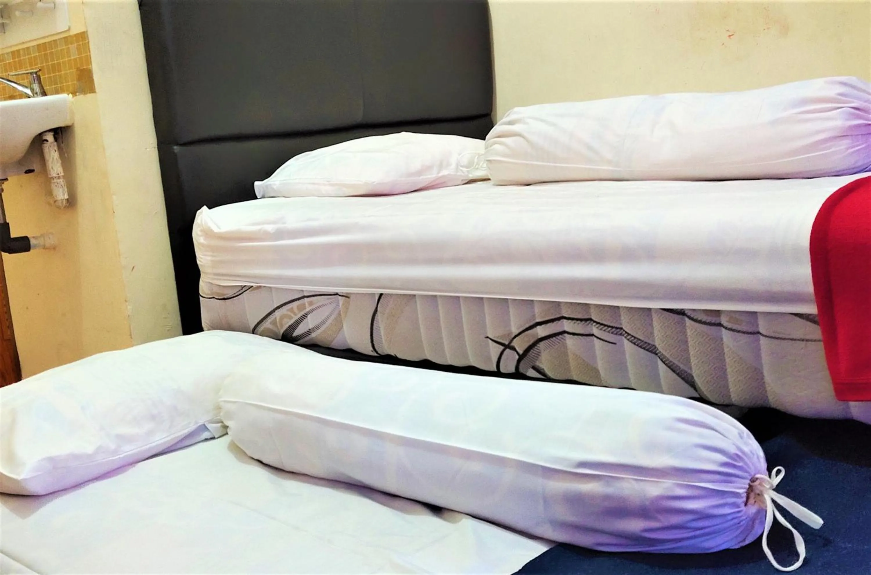 Bedroom, Bed in Katawa Guest House Syariah