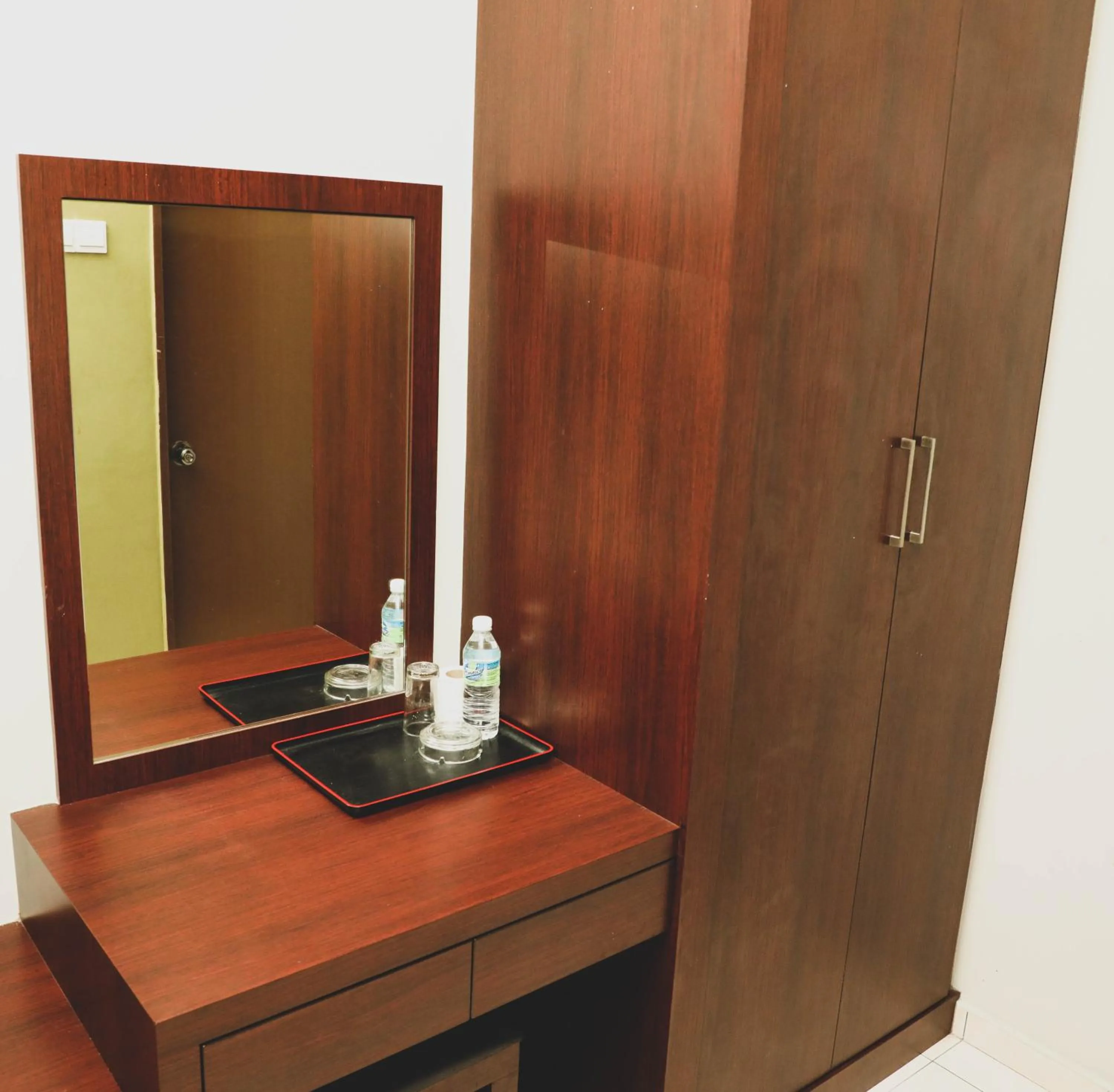 wardrobe in Bayu View Hotel Klang