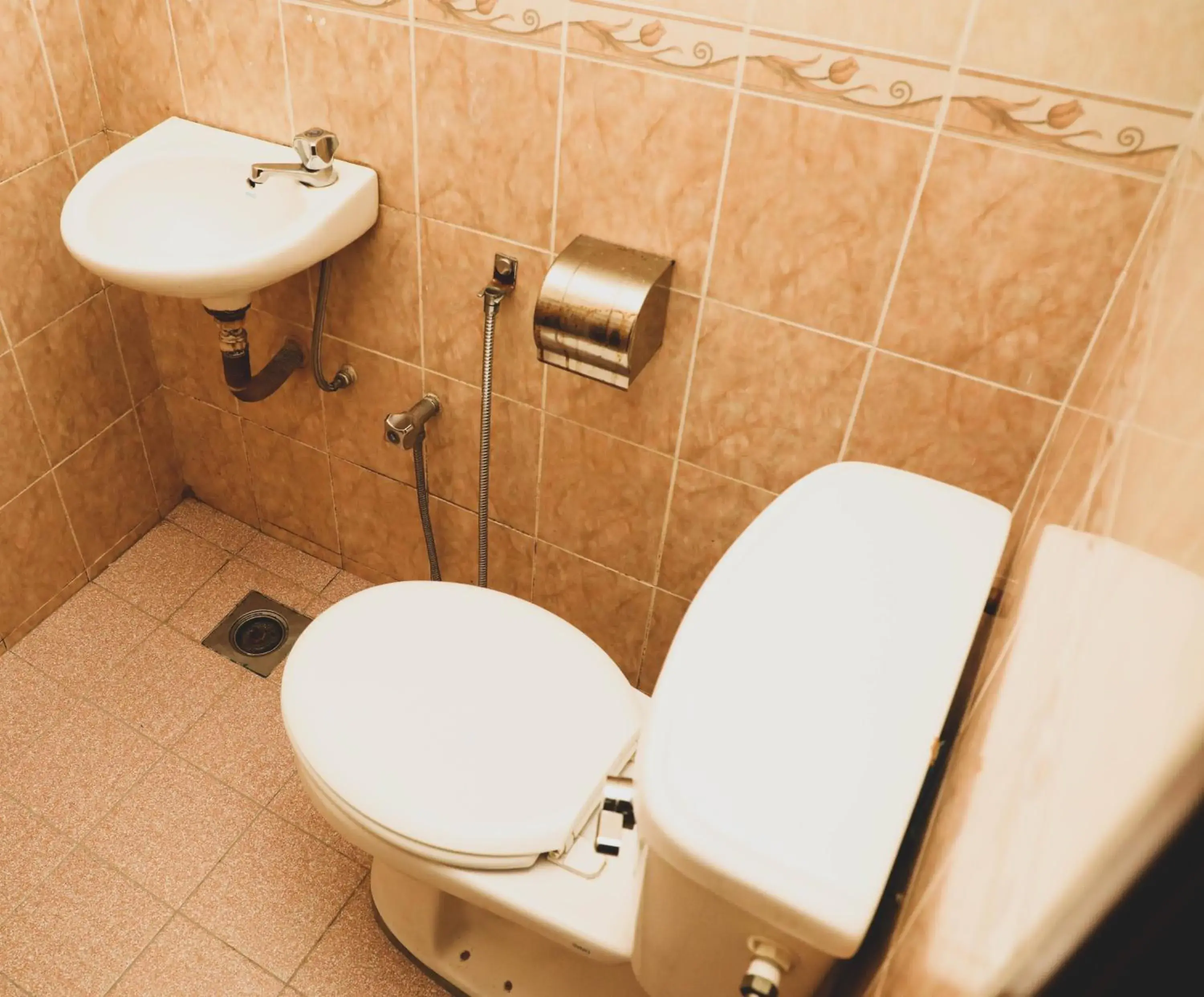 Toilet in Bayu View Hotel Klang Toilet in Bayu View Hotel Klang