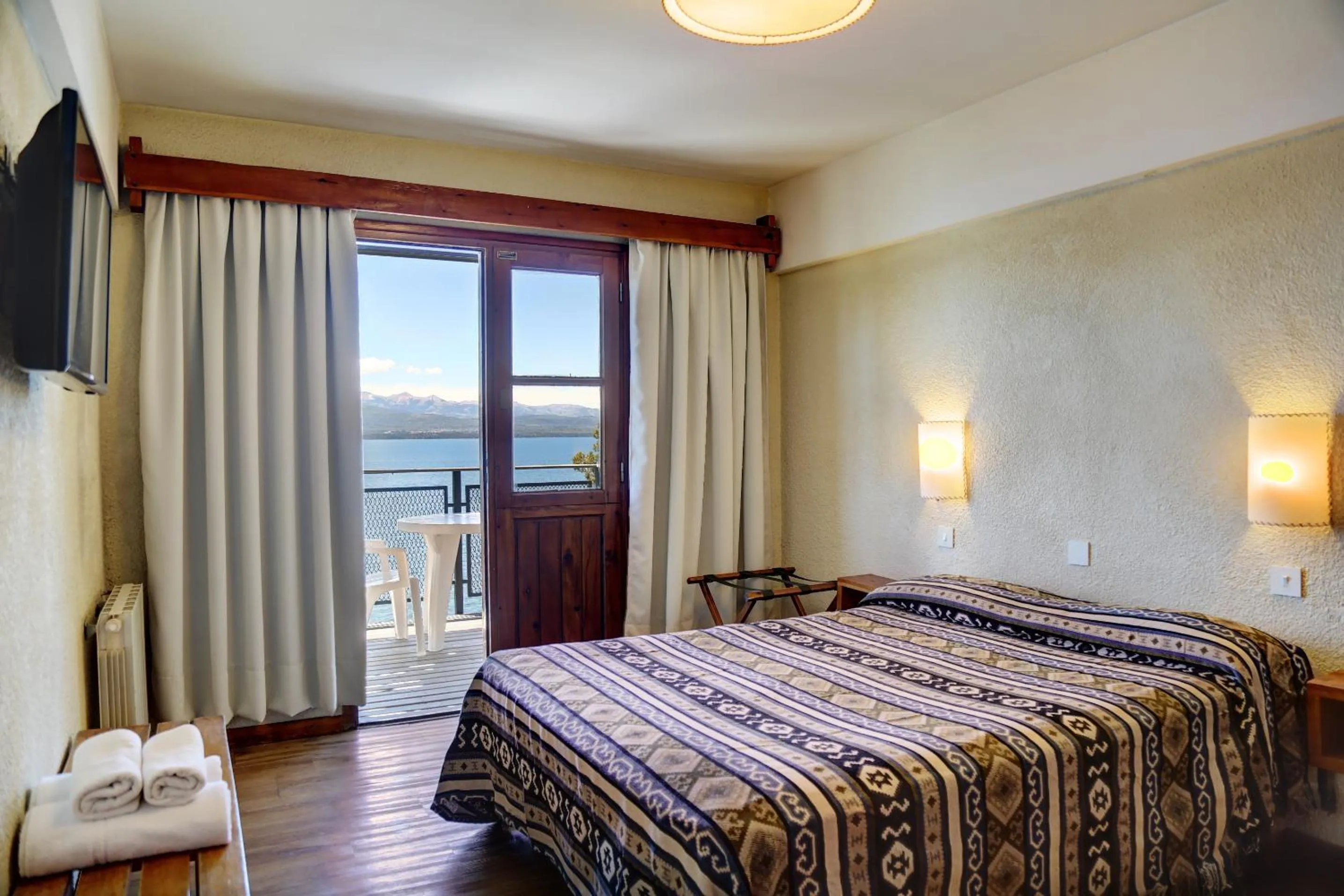 Balcony/Terrace, Bed in Bungalows San Isidro D.T. 114/10