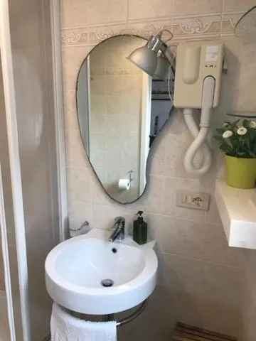 B&B Al Teatro with canal view