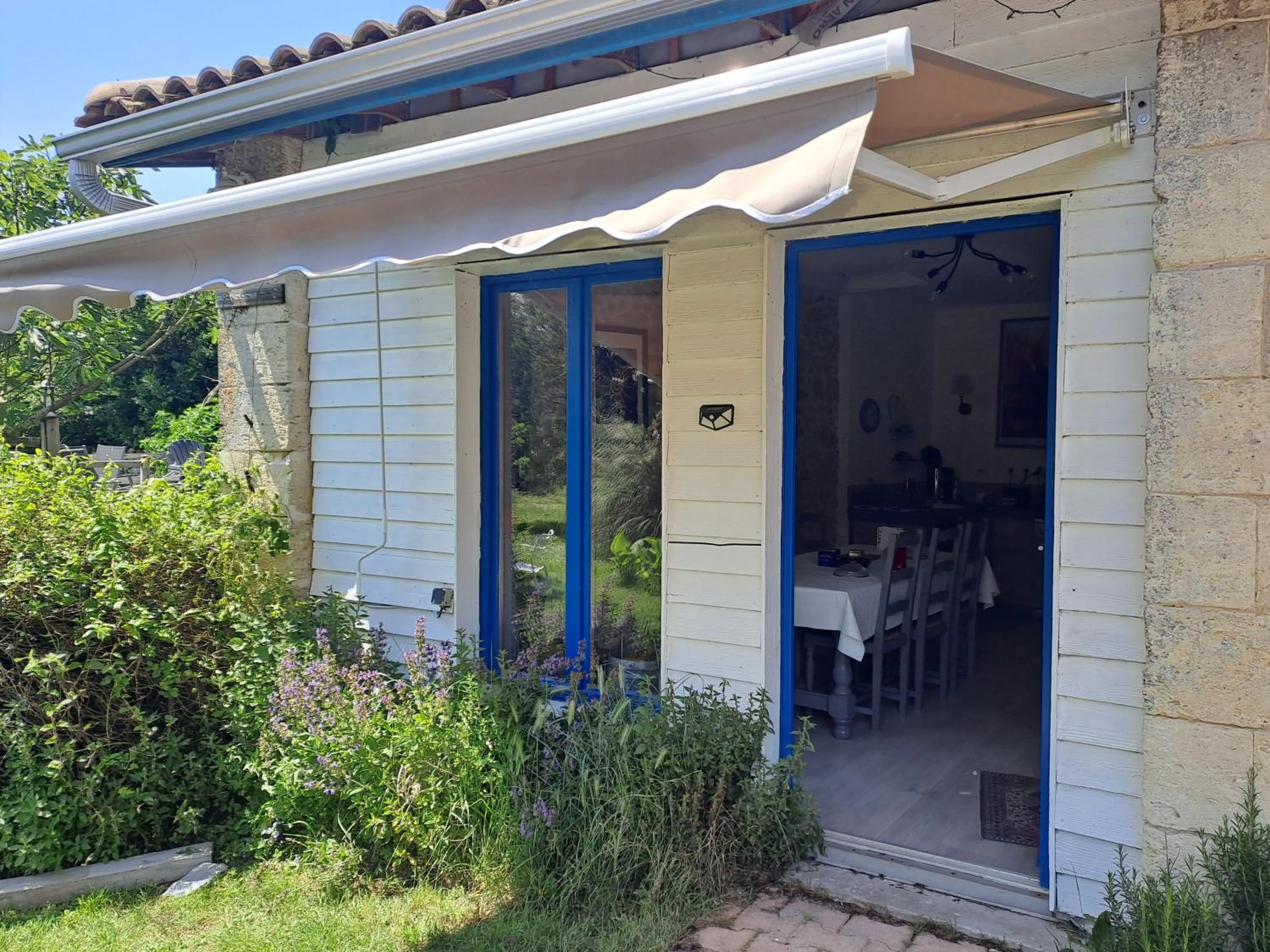 Property building in La Cadournaise