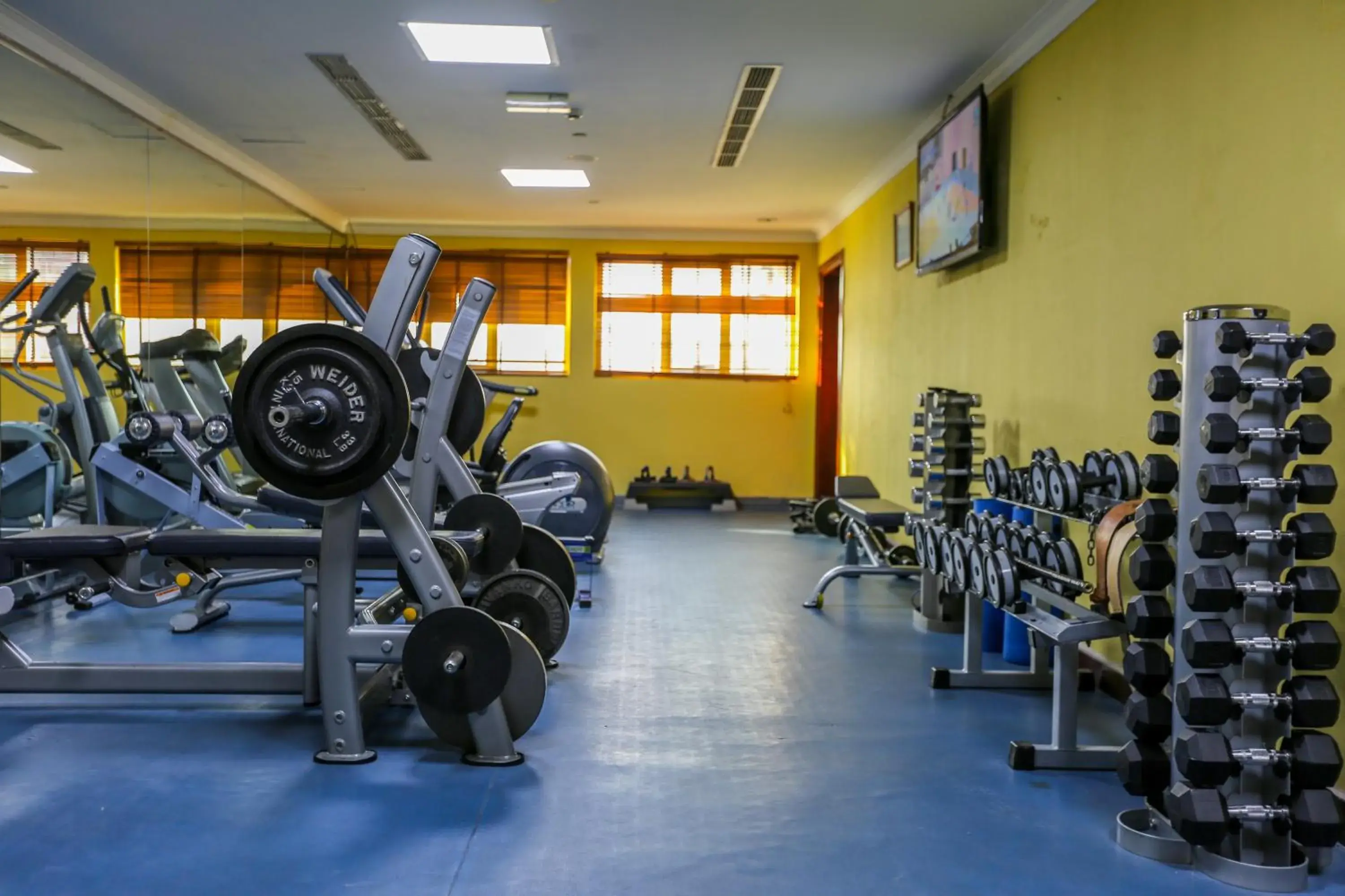 Fitness centre/facilities in Ramee Royal Hotel Fitness centre/facilities in Ramee Royal Hotel