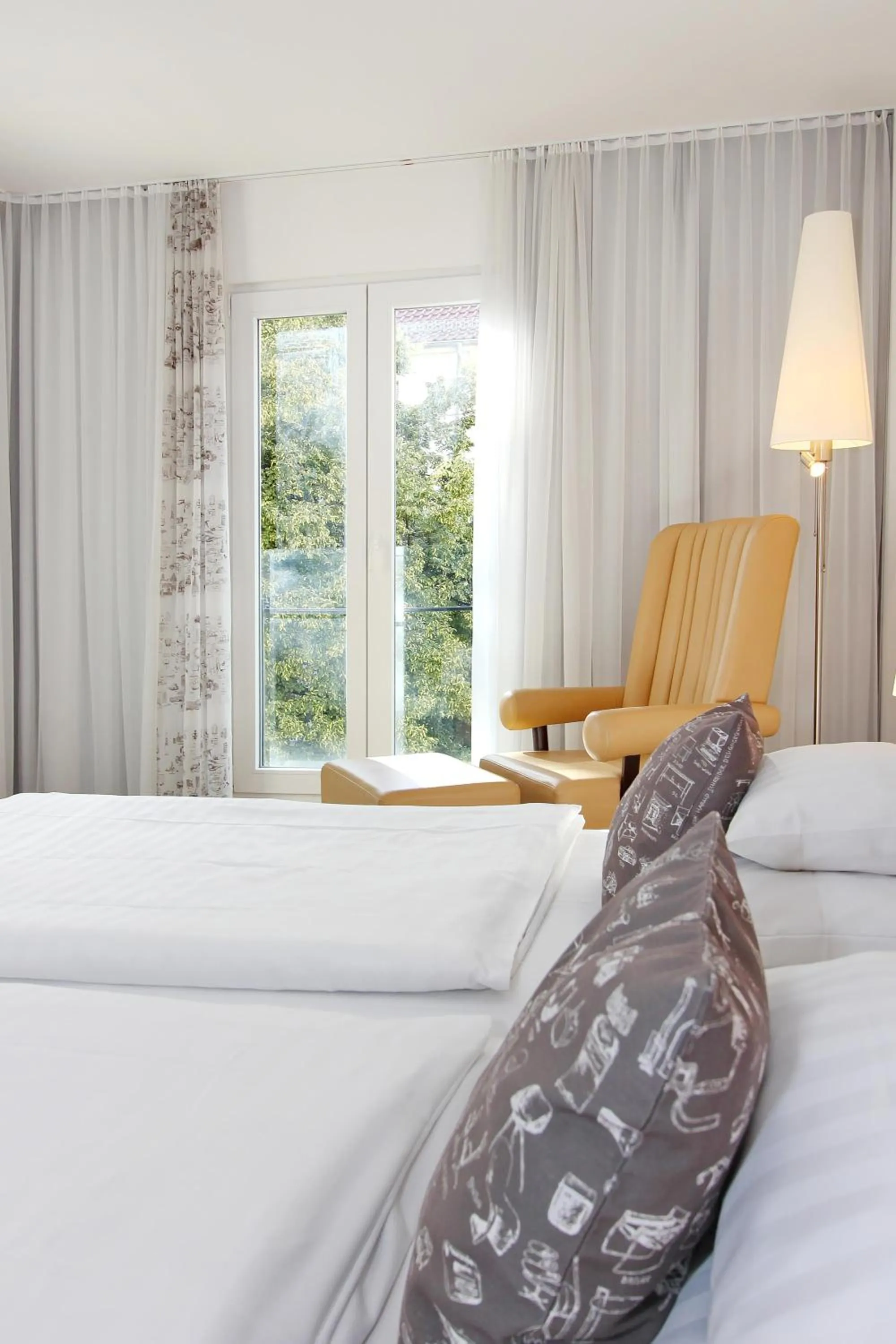 TV and multimedia, Bed in ARCOTEL Camino Stuttgart