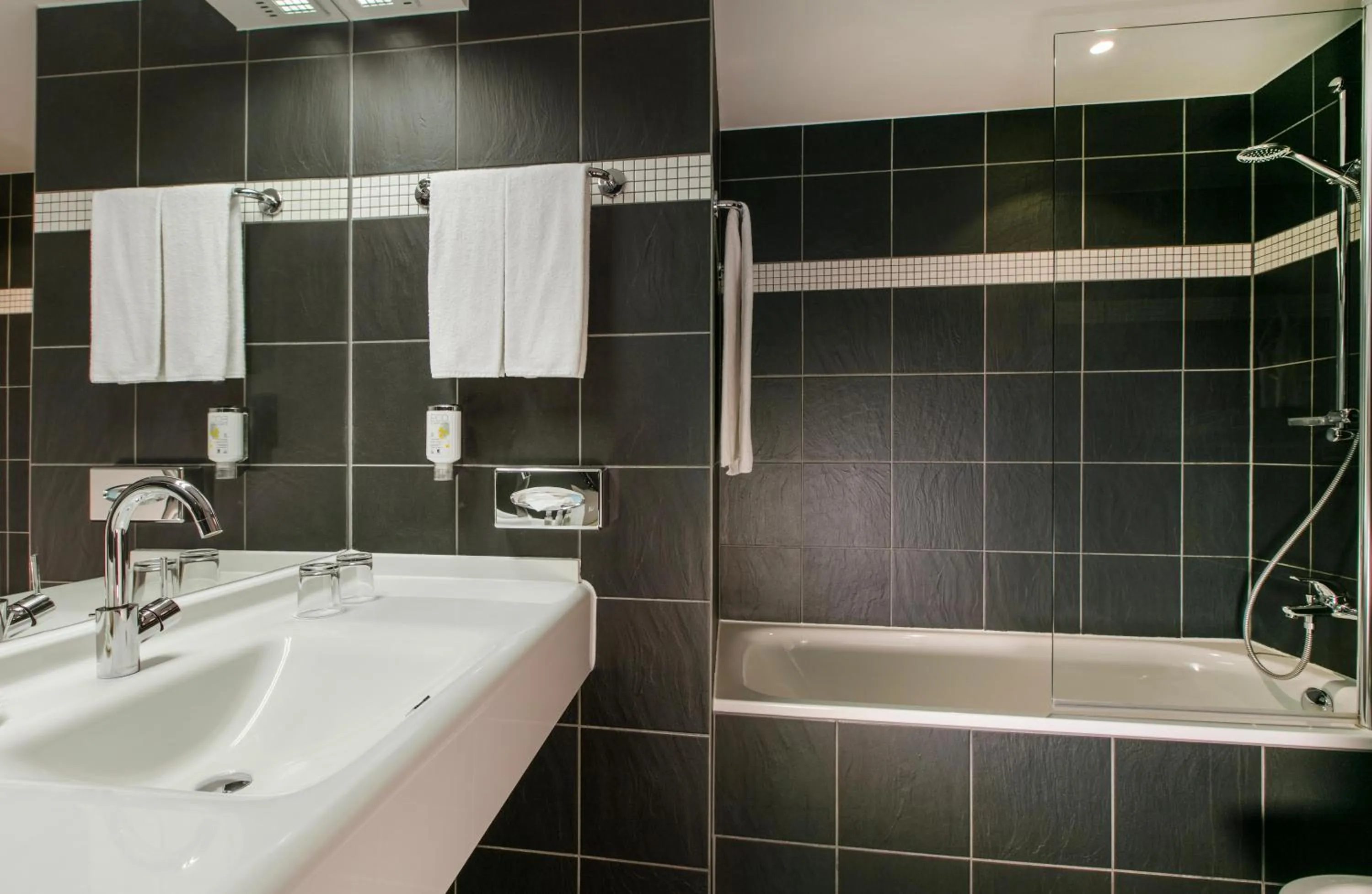 Toilet in ARCOTEL Camino Stuttgart