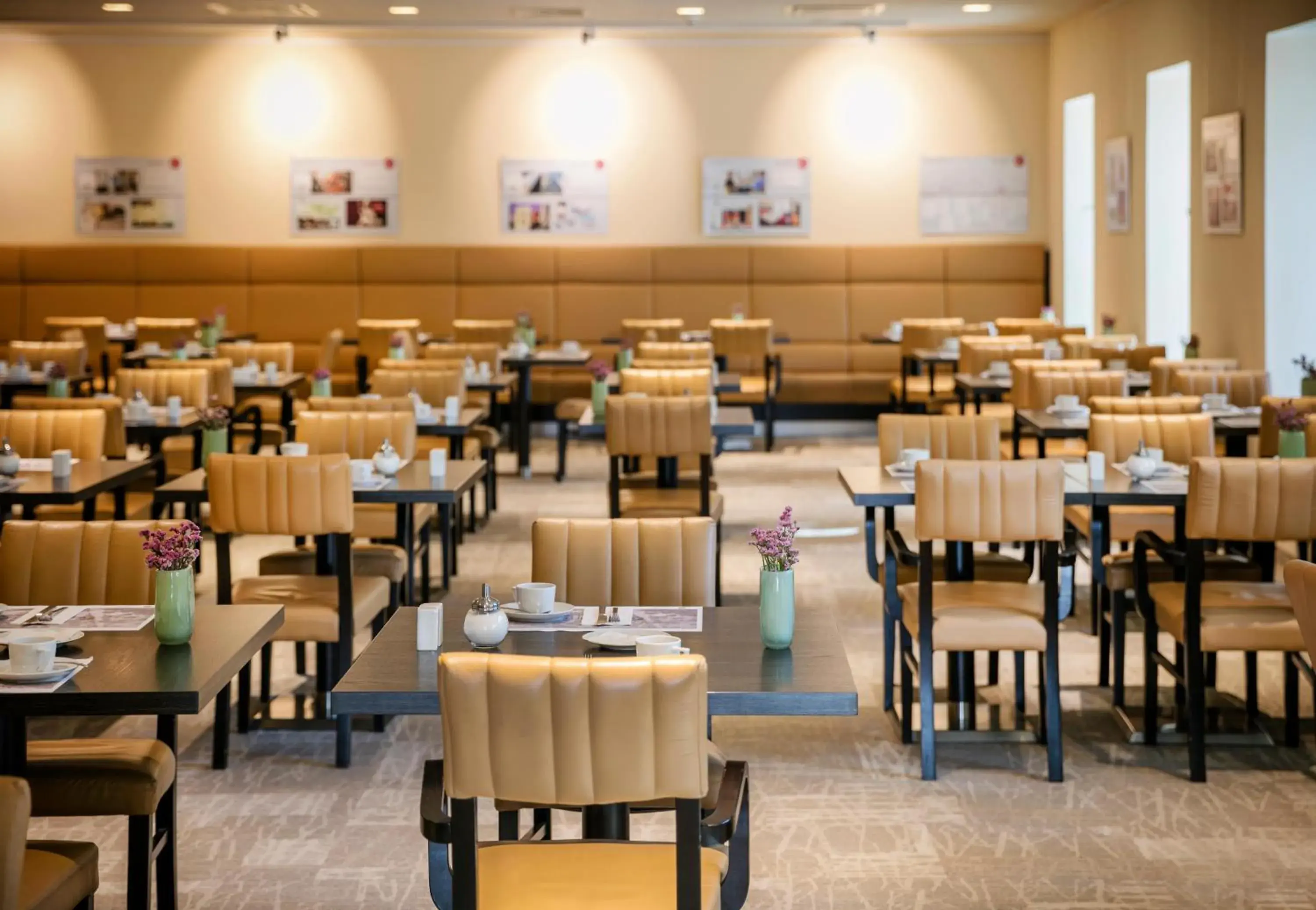 Restaurant/places to eat in ARCOTEL Camino Stuttgart Restaurant/places to eat in ARCOTEL Camino Stuttgart