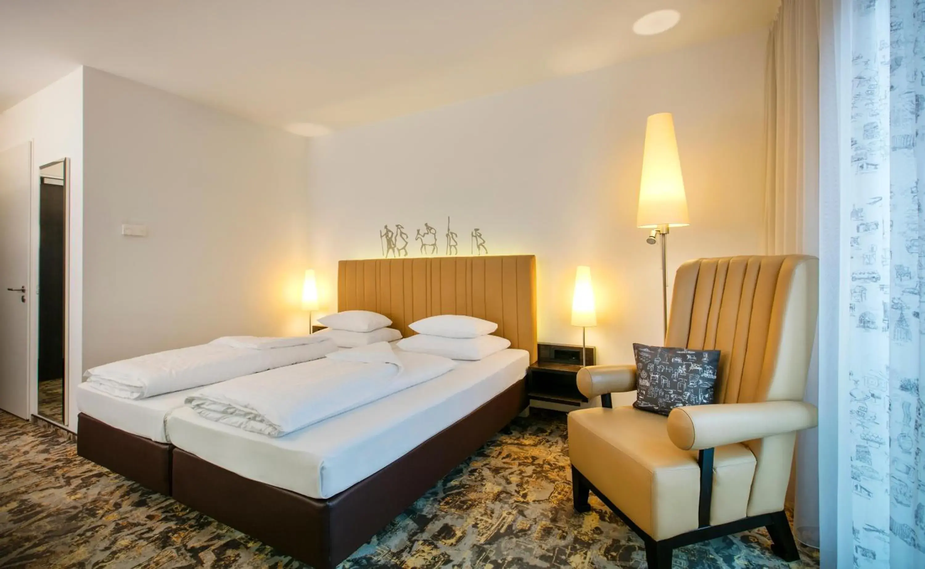 TV and multimedia, Bed in ARCOTEL Camino Stuttgart TV and multimedia, Bed in ARCOTEL Camino Stuttgart