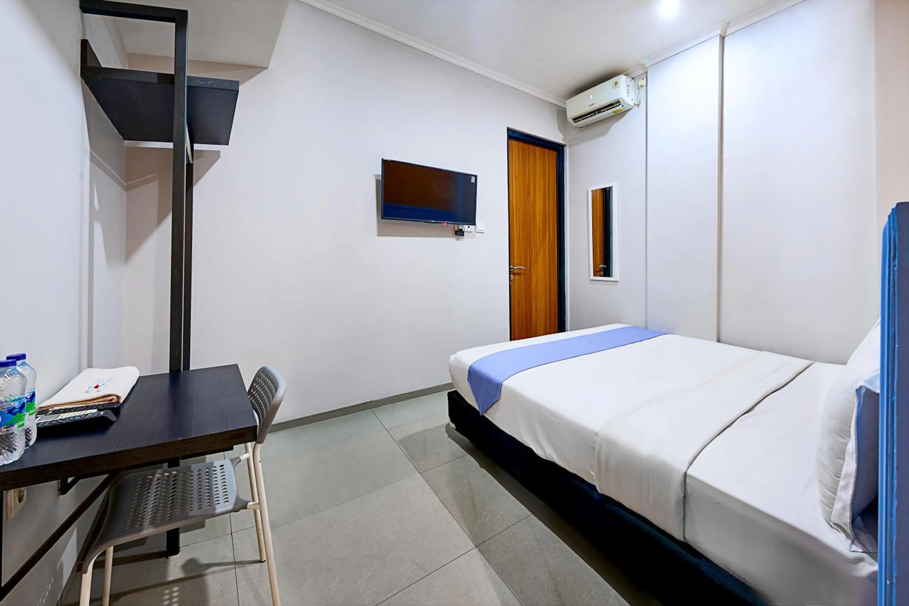 Bed in Bale Resident