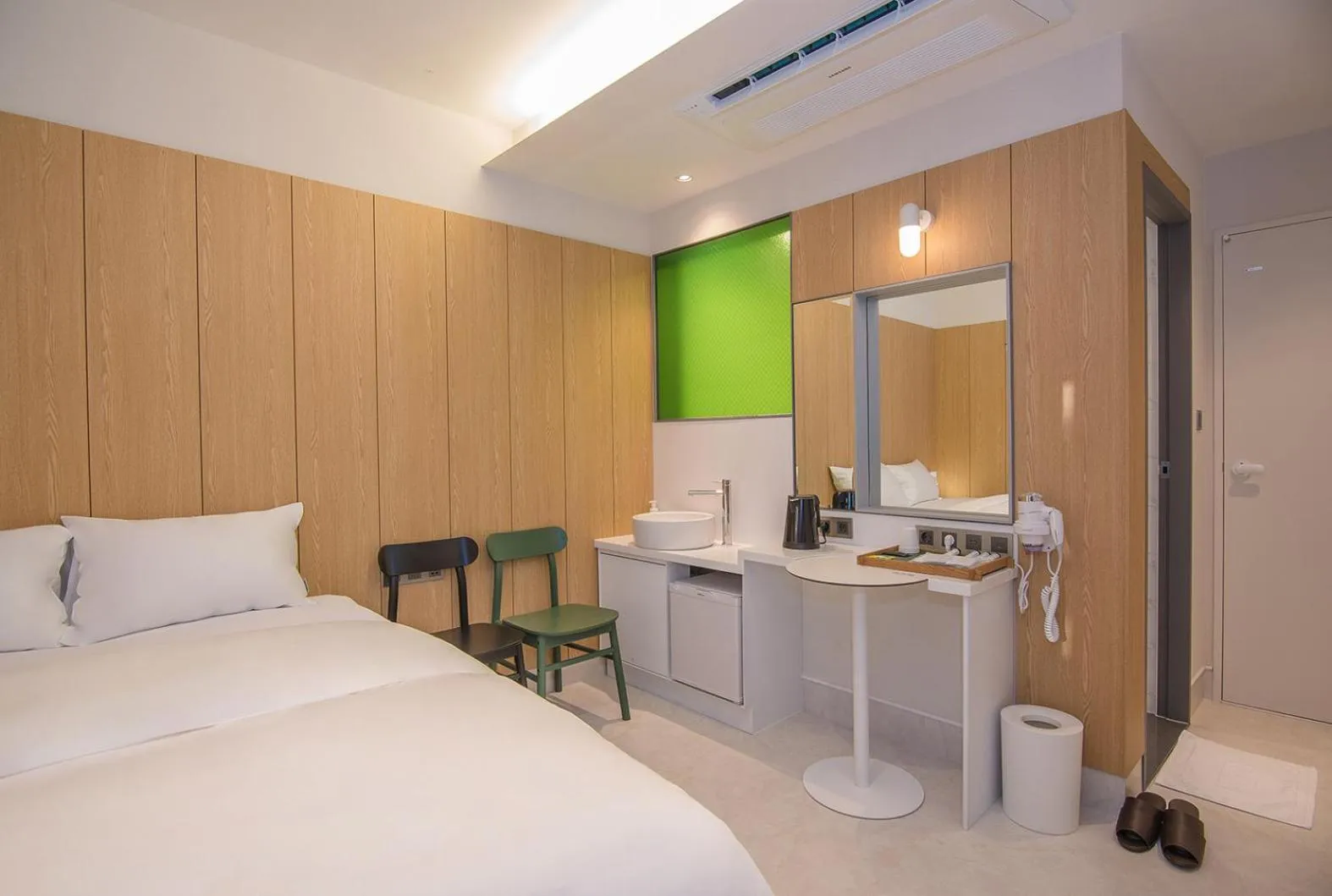 Bed in BLO BY BLO HOTEL