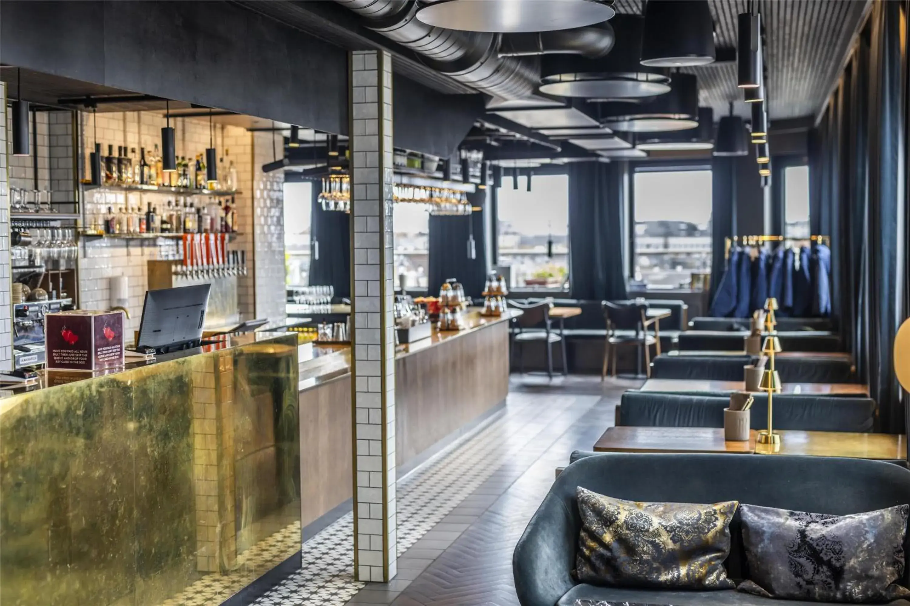 Lounge or bar in Scandic Norreport Lounge or bar in Scandic Norreport