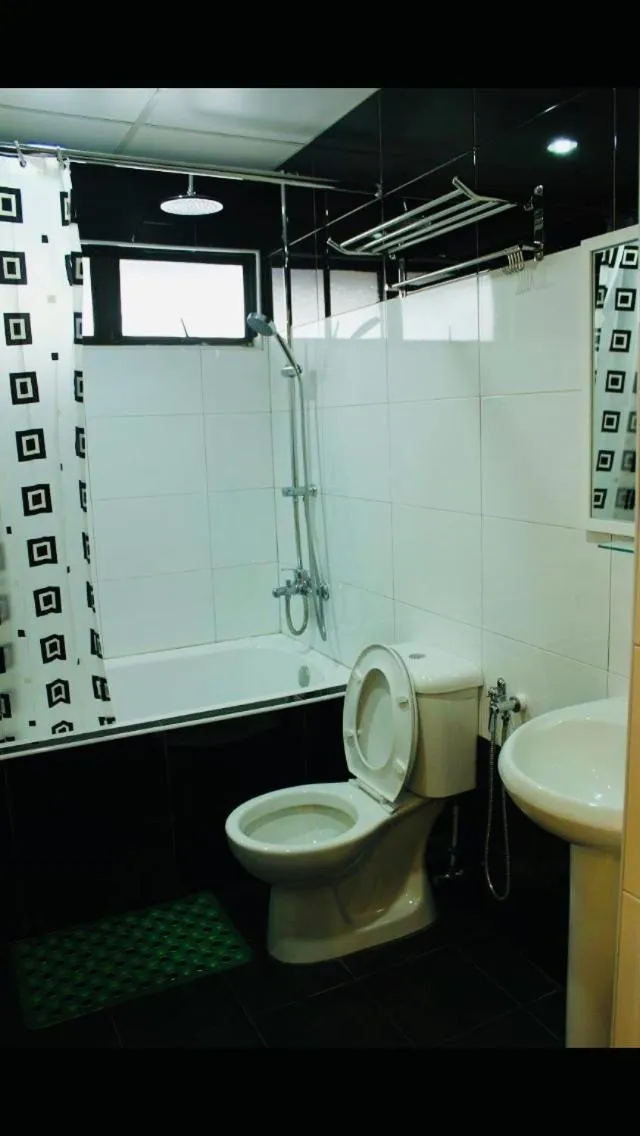 Bathroom in Coastal Park Hotel