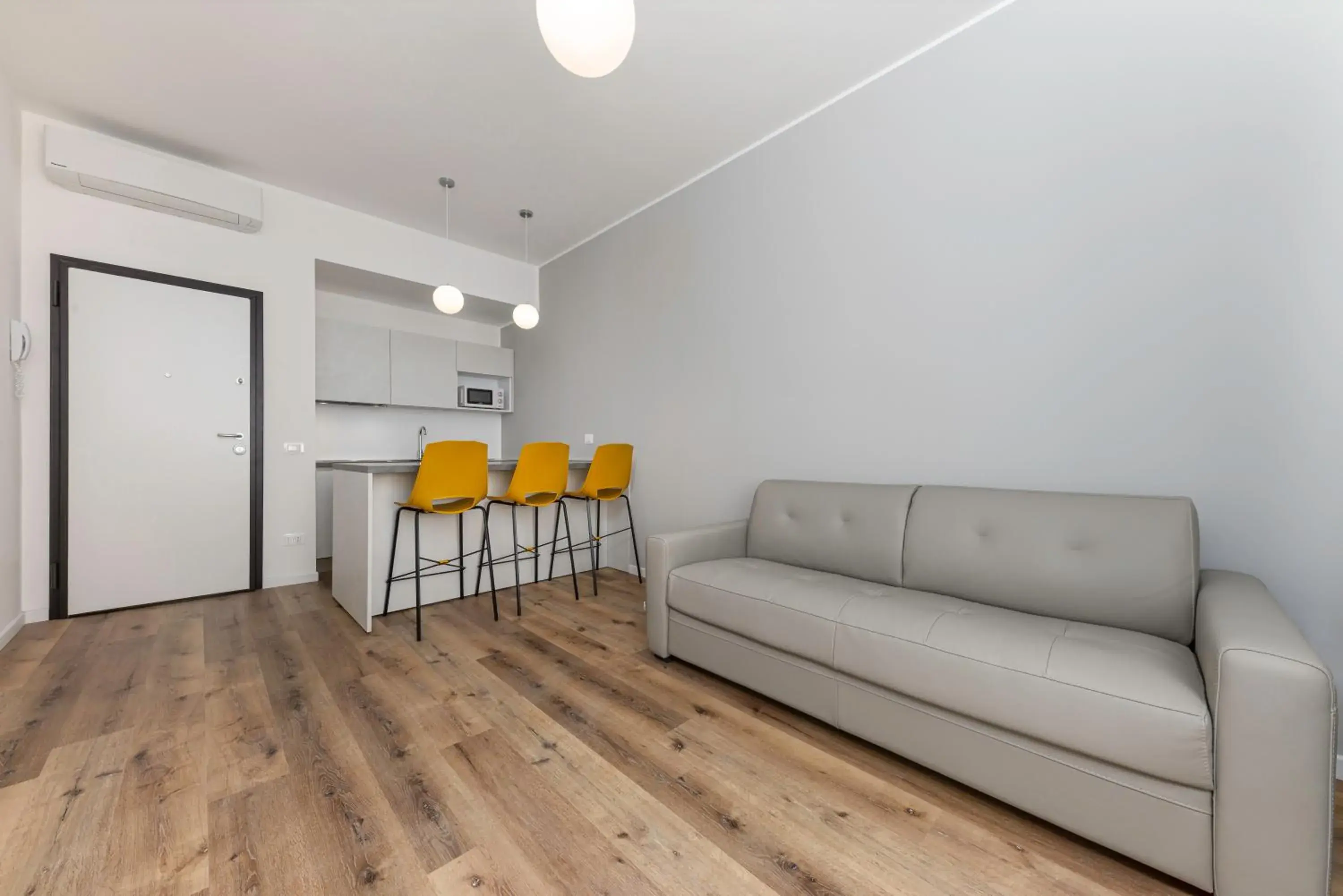 Apartment with Balcony in Casa da Suite Mirabello Apartment with Balcony in Casa da Suite Mirabello