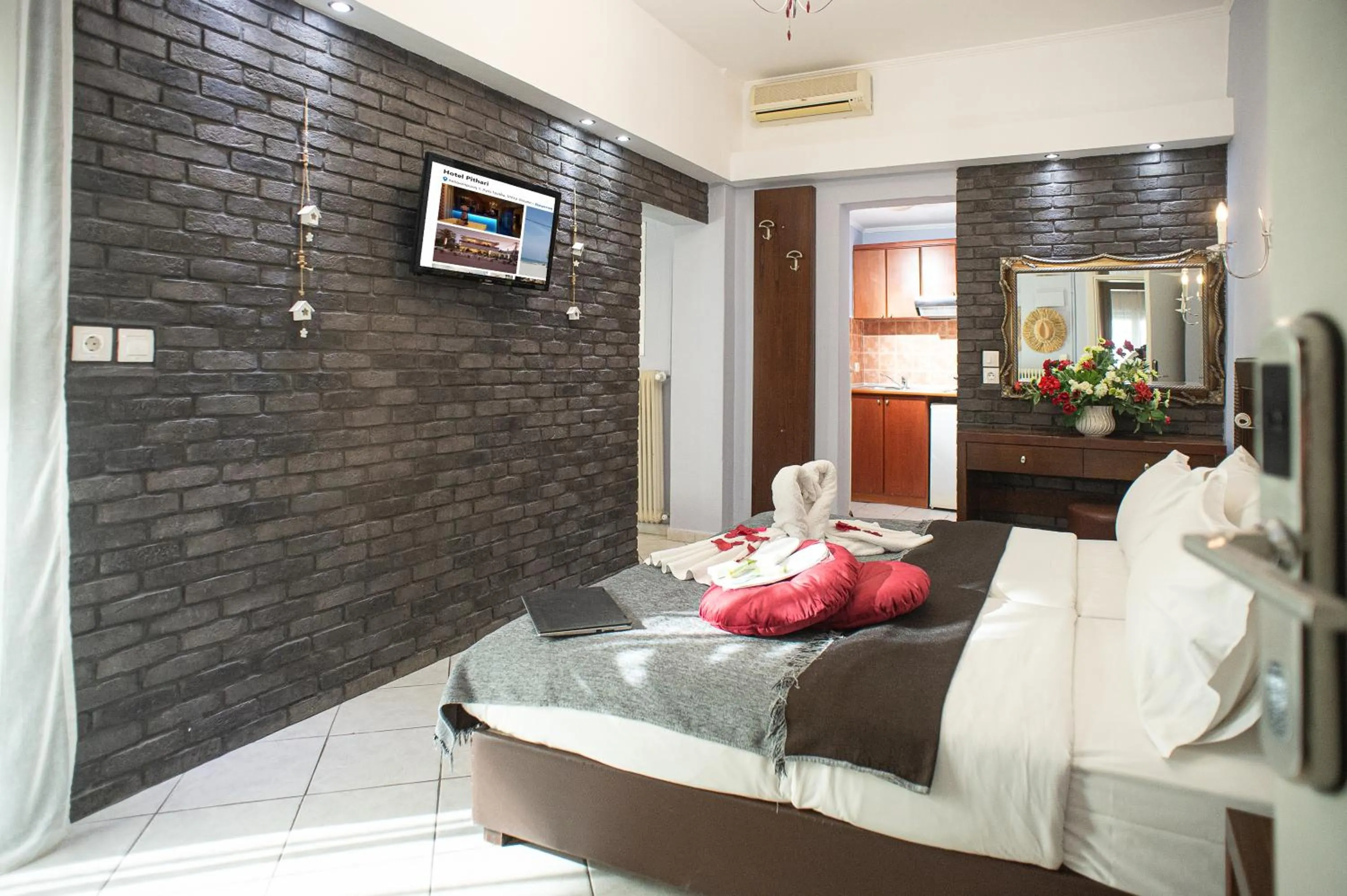 Bed in Hotel Pithari