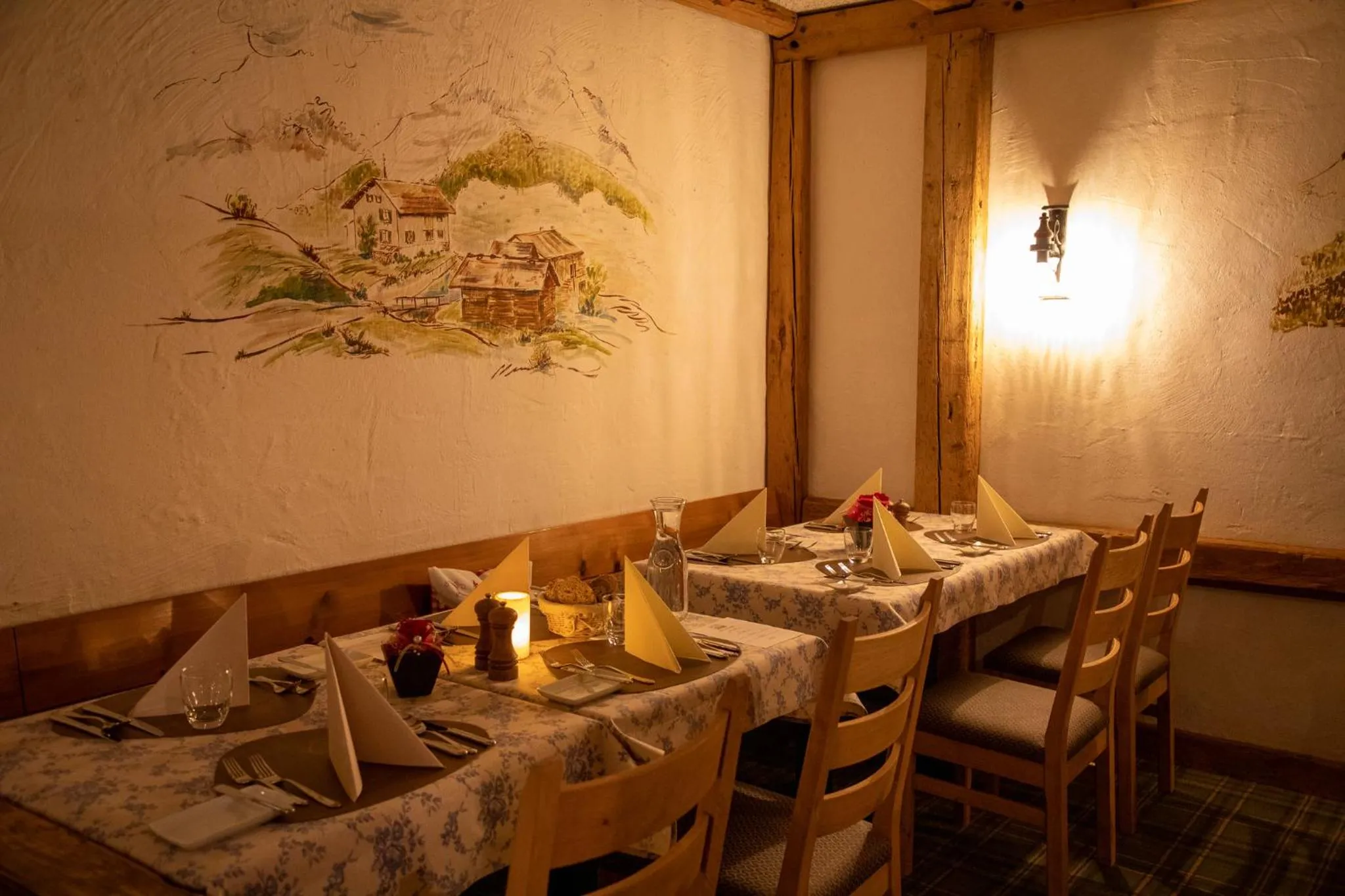 Restaurant/places to eat in Alpenlodge Val Gronda