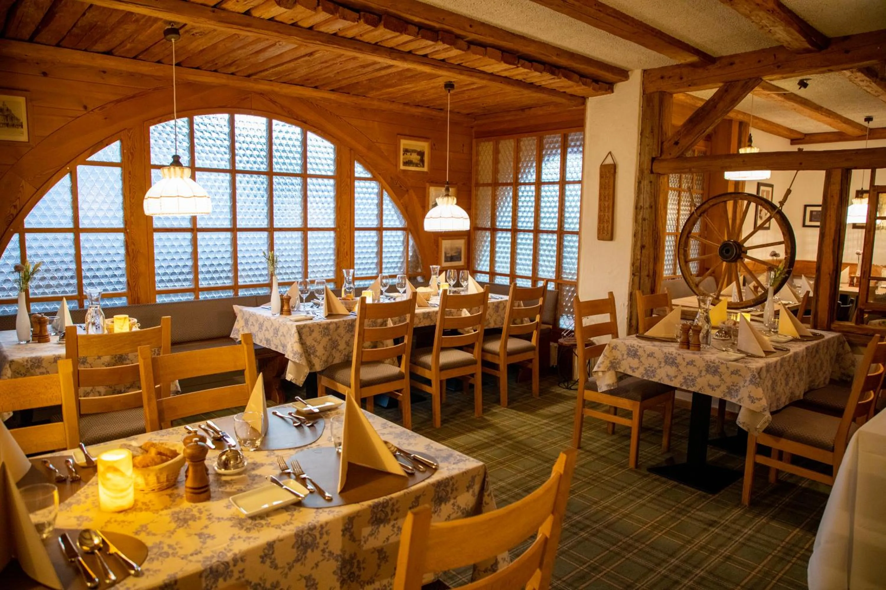Restaurant/places to eat in Alpenlodge Val Gronda