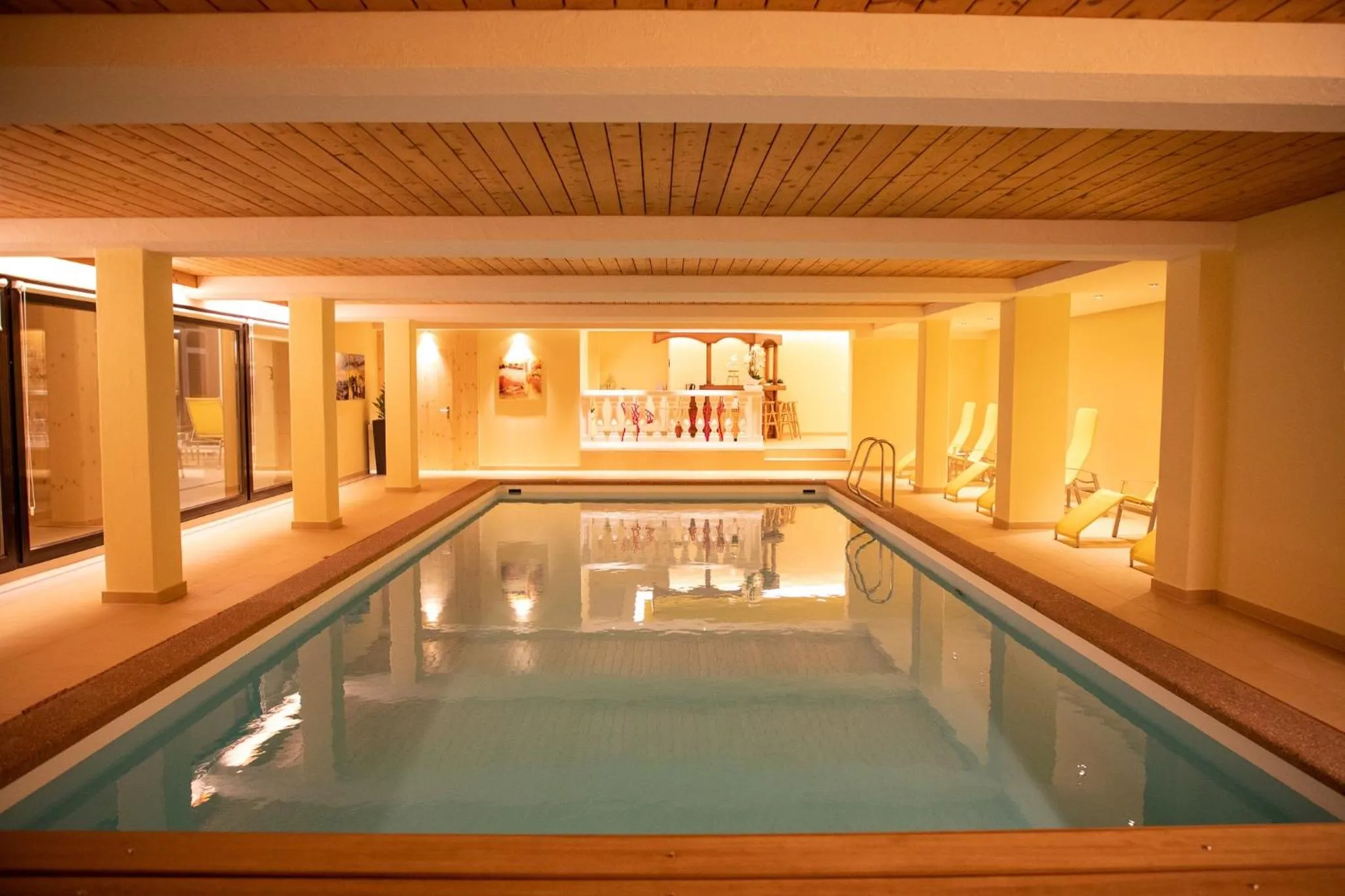 Swimming pool in Alpenlodge Val Gronda