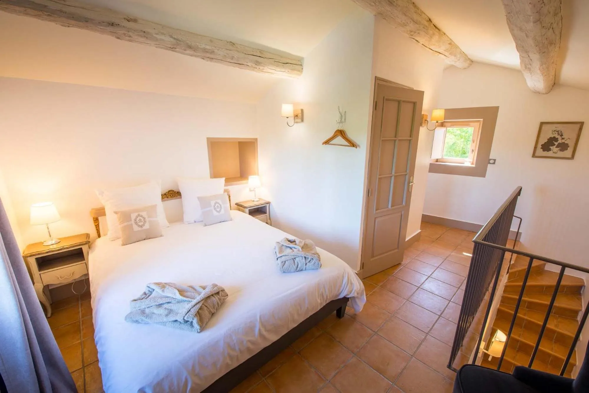 Bed in La Demeure de Cybèle - Gite de charme pour 10 personnes en Drôme Provençale