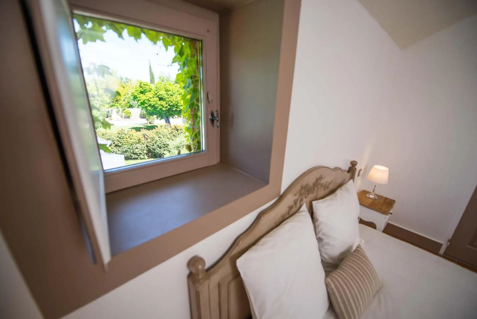 Bed in La Demeure de Cybèle - Gite de charme pour 10 personnes en Drôme Provençale