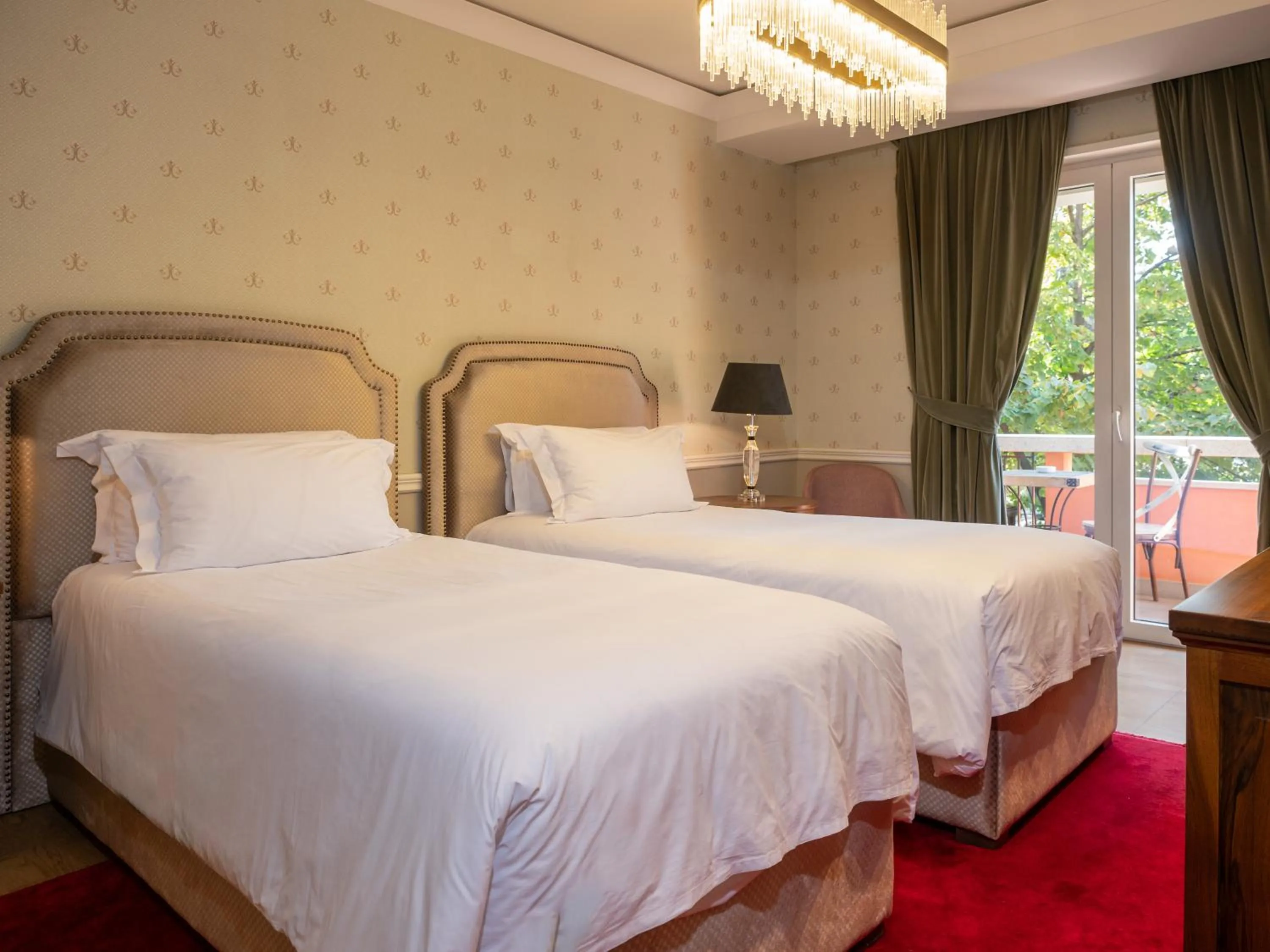 Photo of the whole room, Bed in Ebel Boutique Hotel