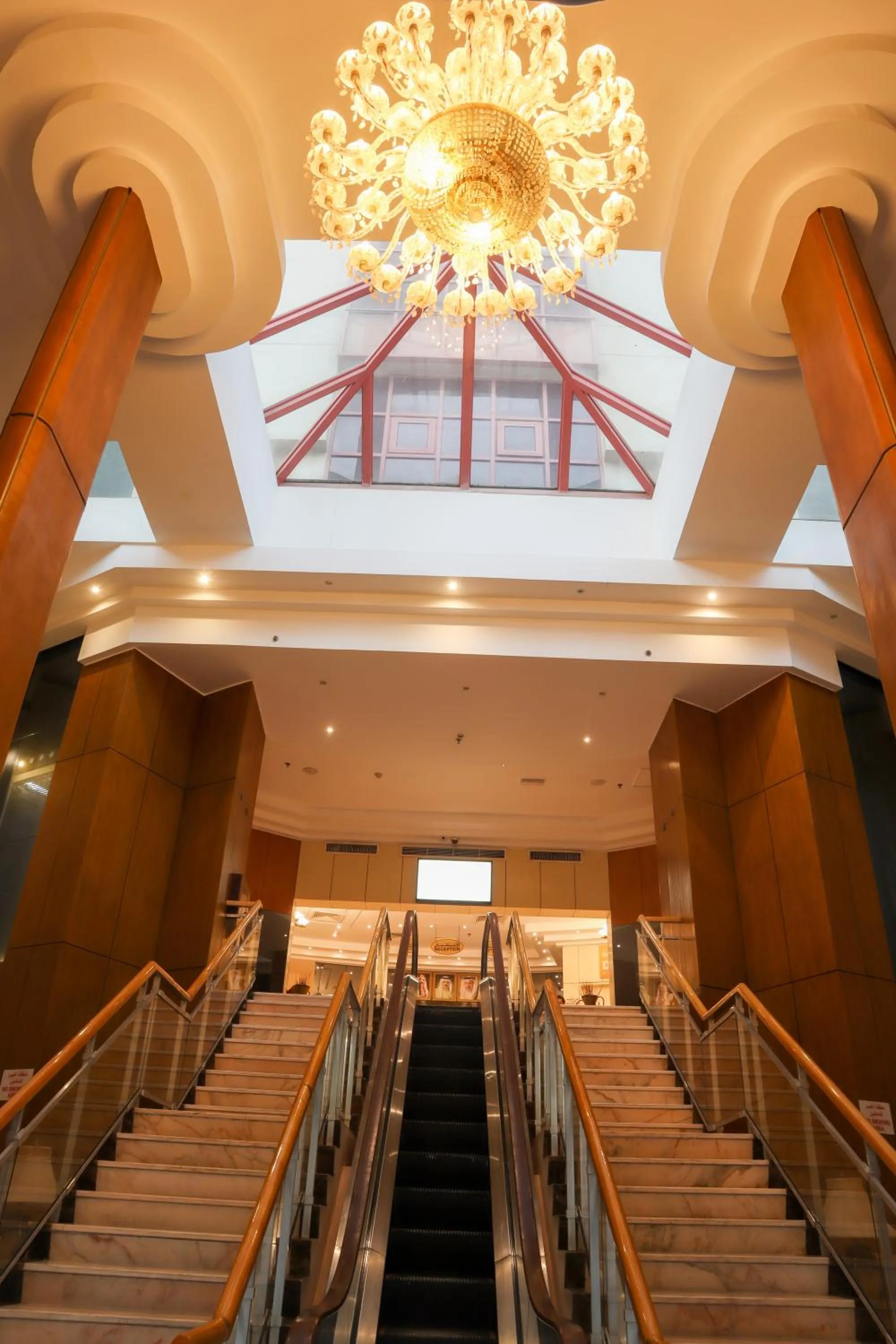 elevator in Happy Days Hotel