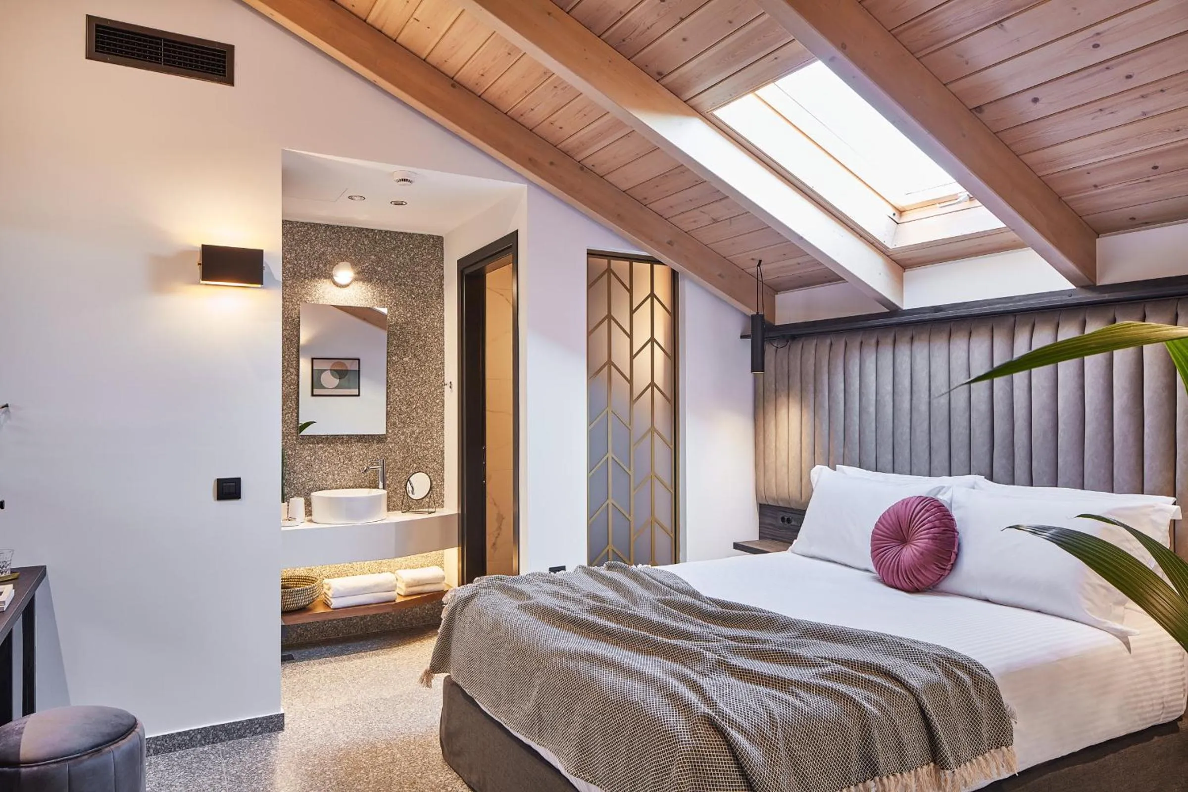 Photo of the whole room, Bed in Λιθεία-Lithia