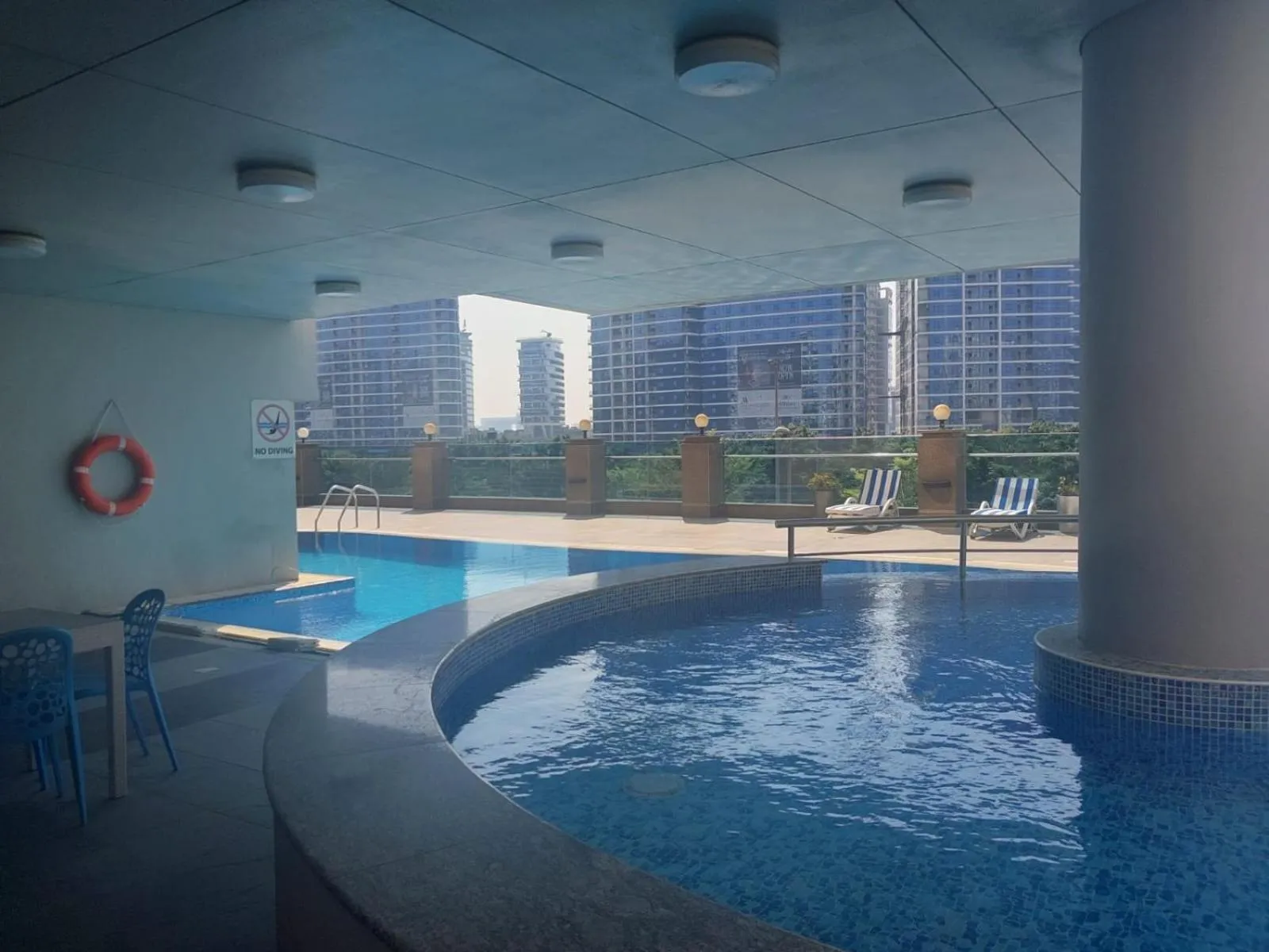 Swimming pool in Tulip Creek Hotel Apartments
