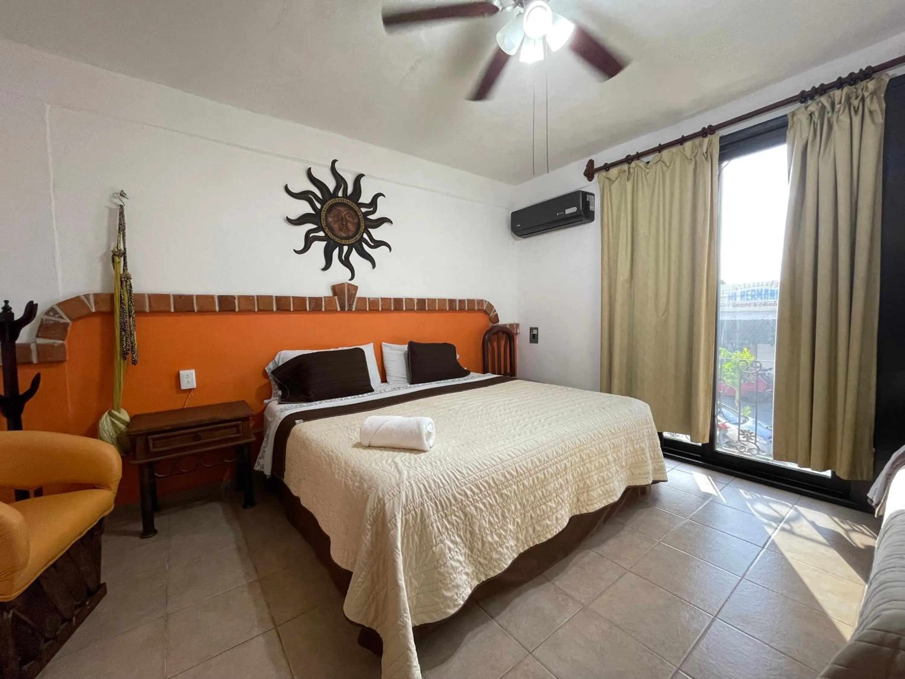 Bed in Suites Fenicia