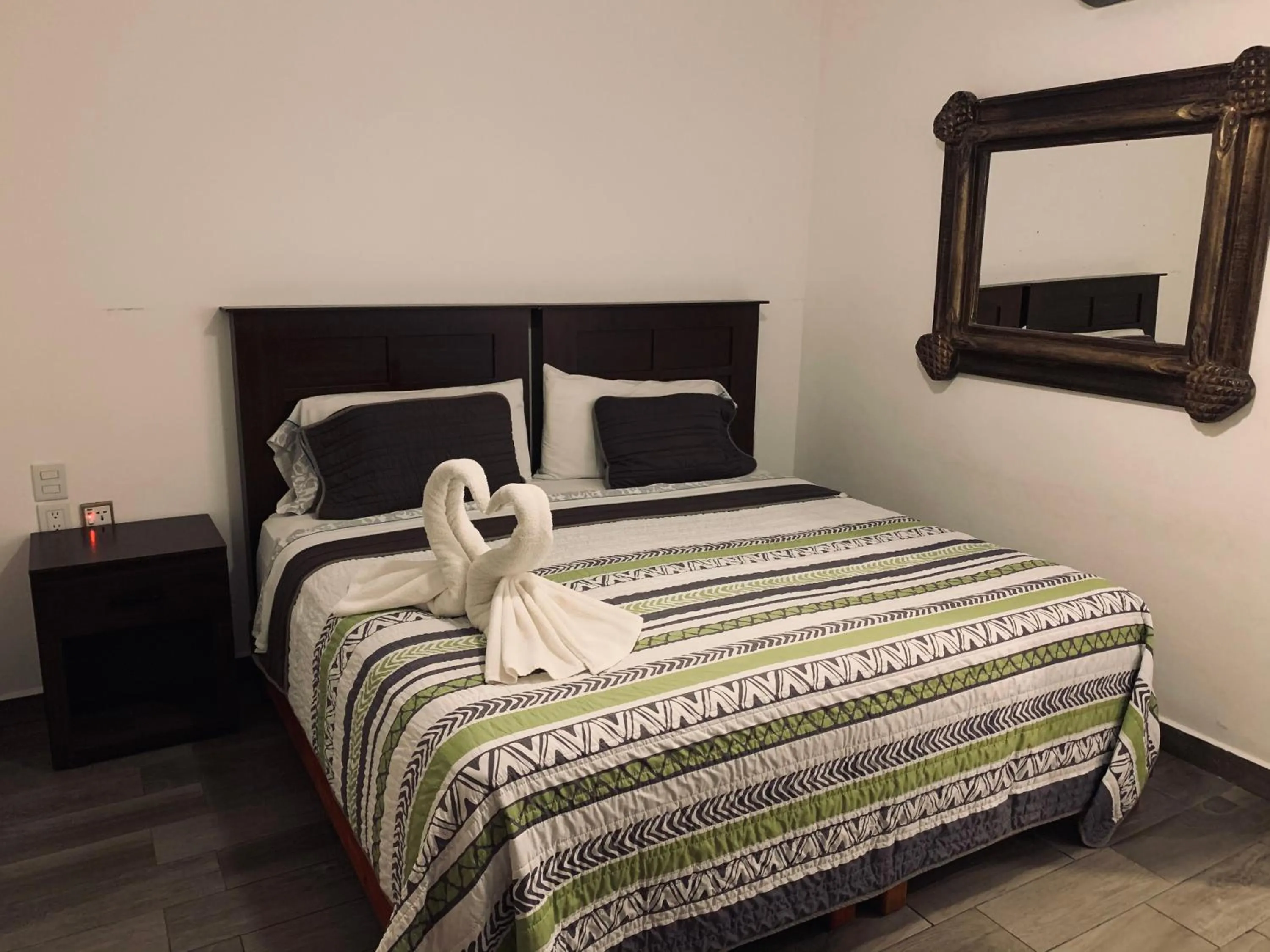 Bed in Suites Fenicia