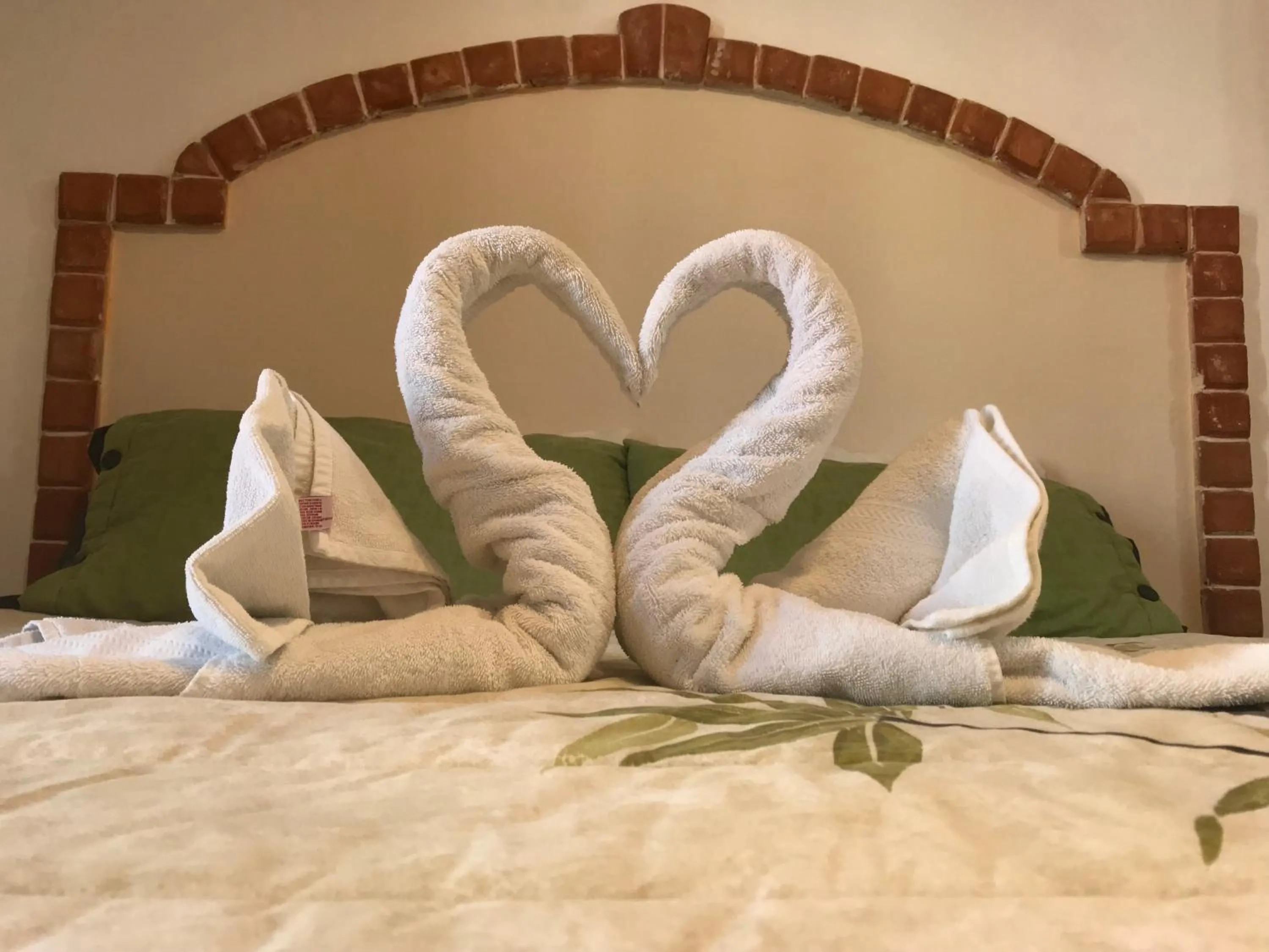 Bed in Suites Fenicia