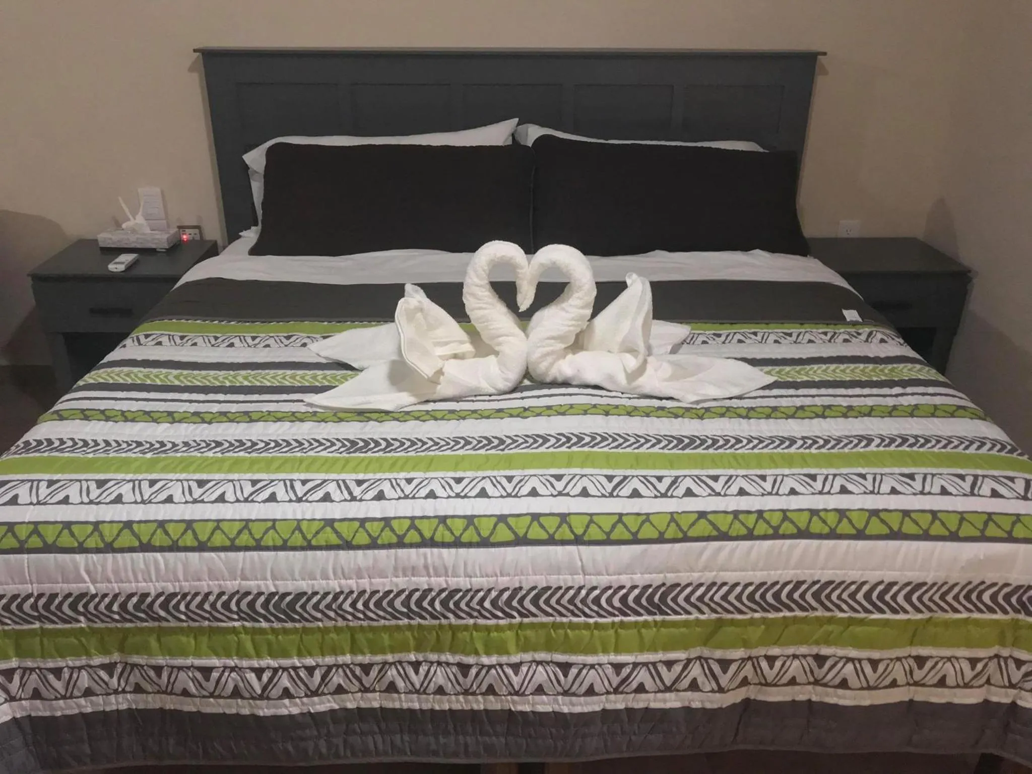 Bed in Suites Fenicia