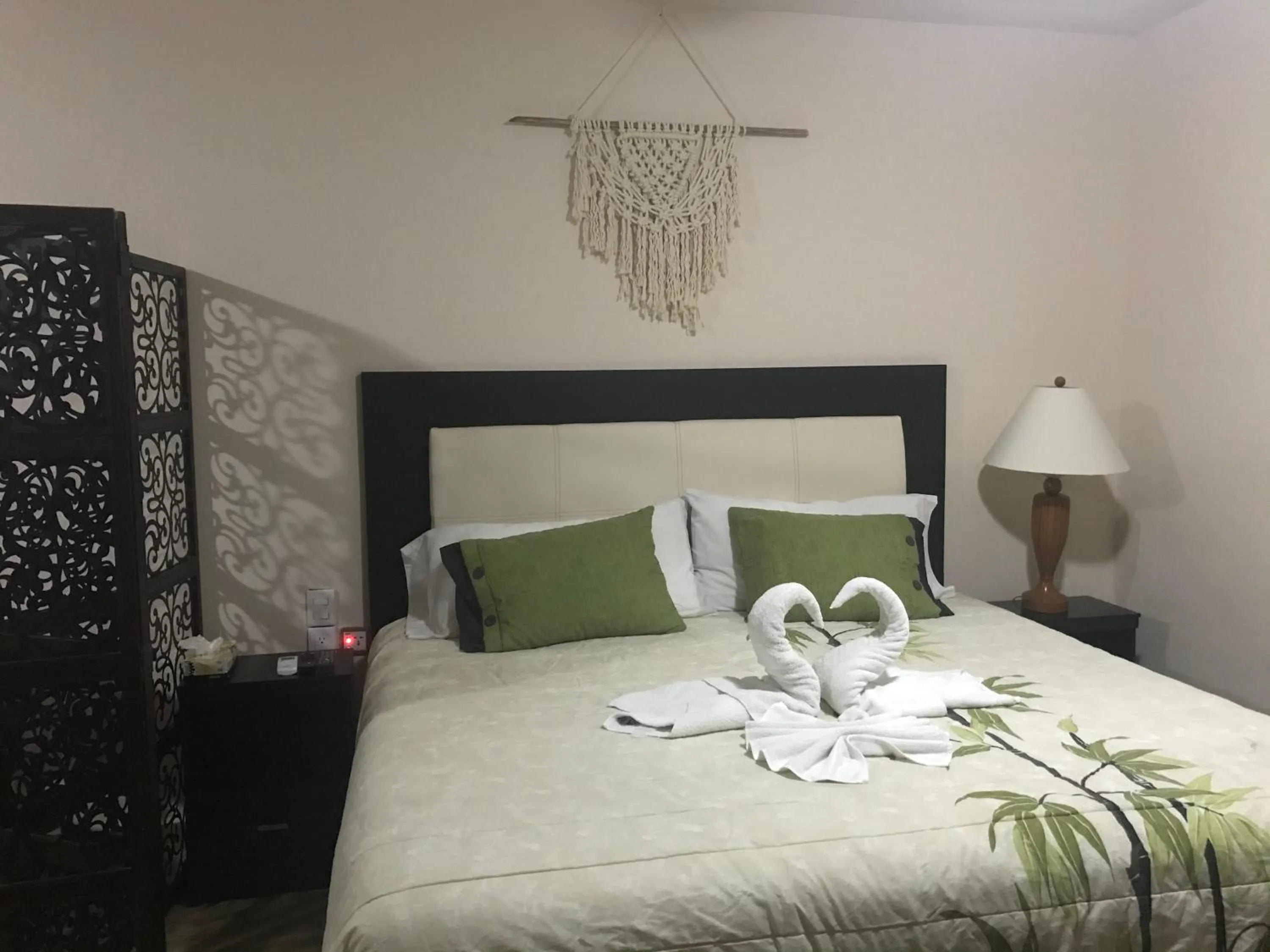 Bed in Suites Fenicia