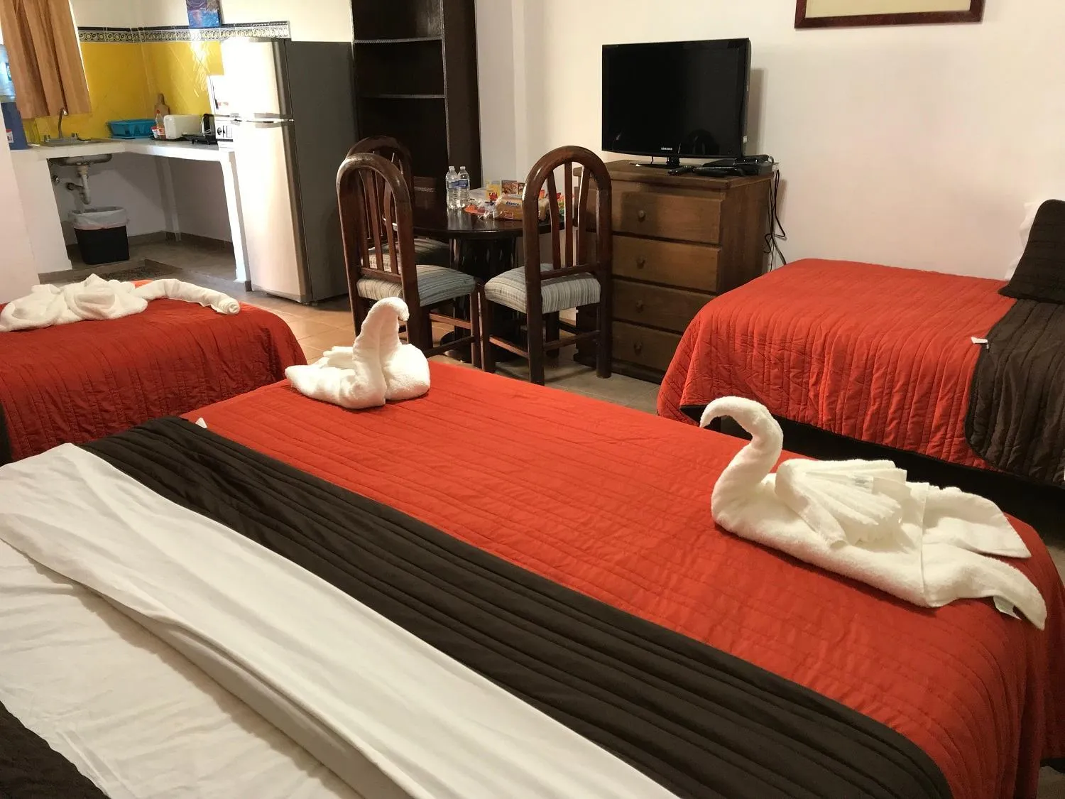 Bed in Suites Fenicia