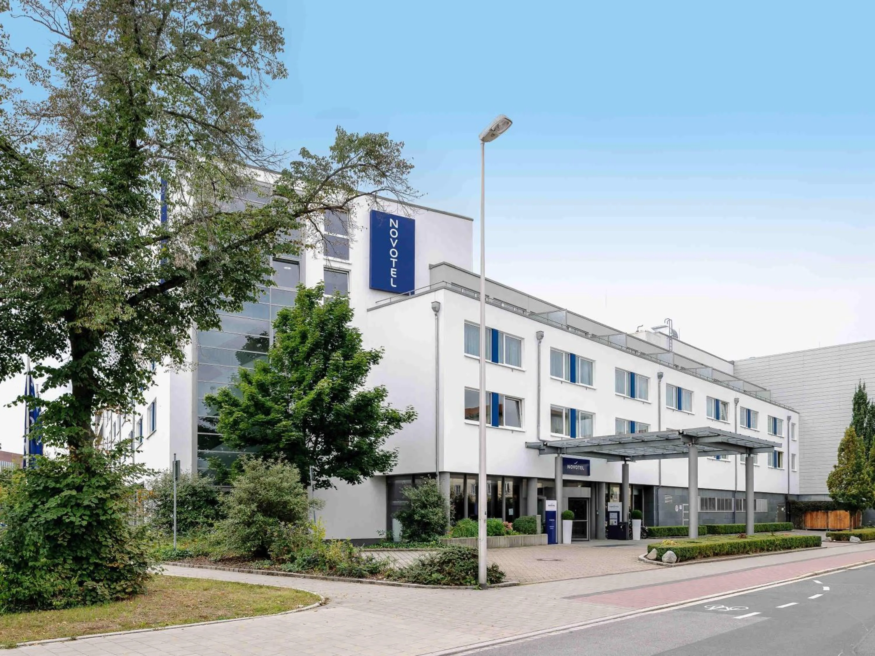 Property building in Novotel Erlangen